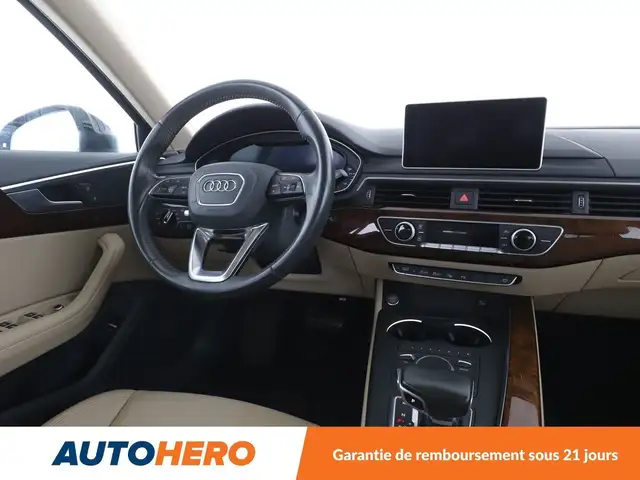 Audi A4 view 13