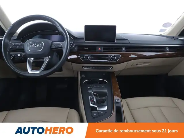 Audi A4 view 12