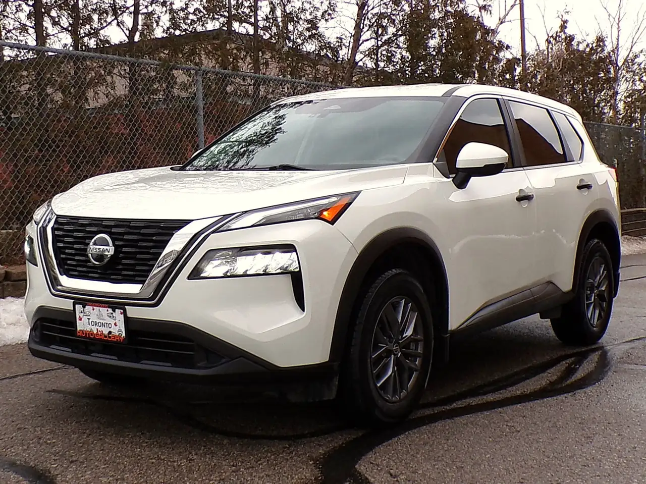 Nissan Rogue снимка Nissan Rogue