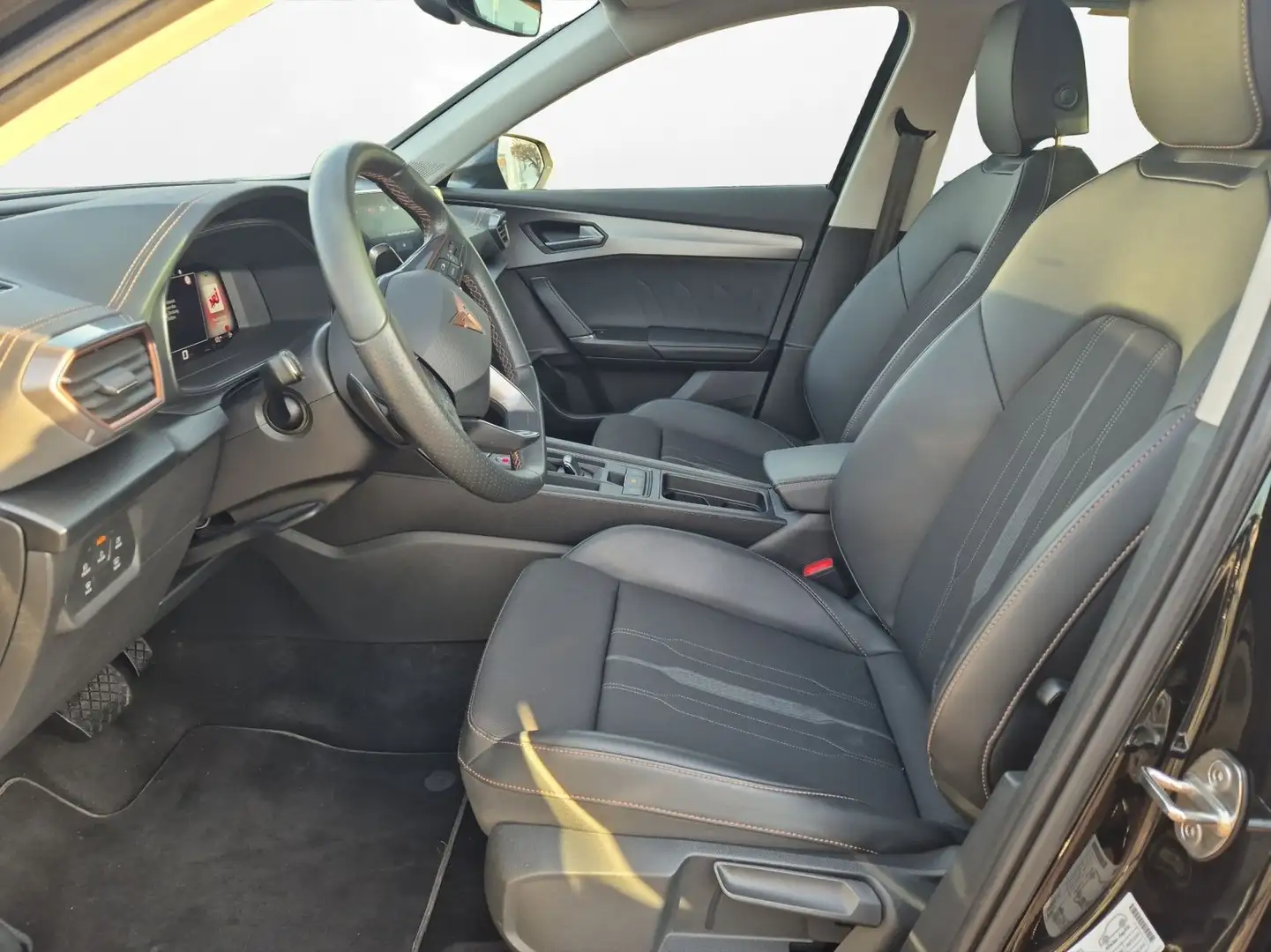 CUPRA Formentor 1.4 eTSI DSG Navi Kamera Negro - 2