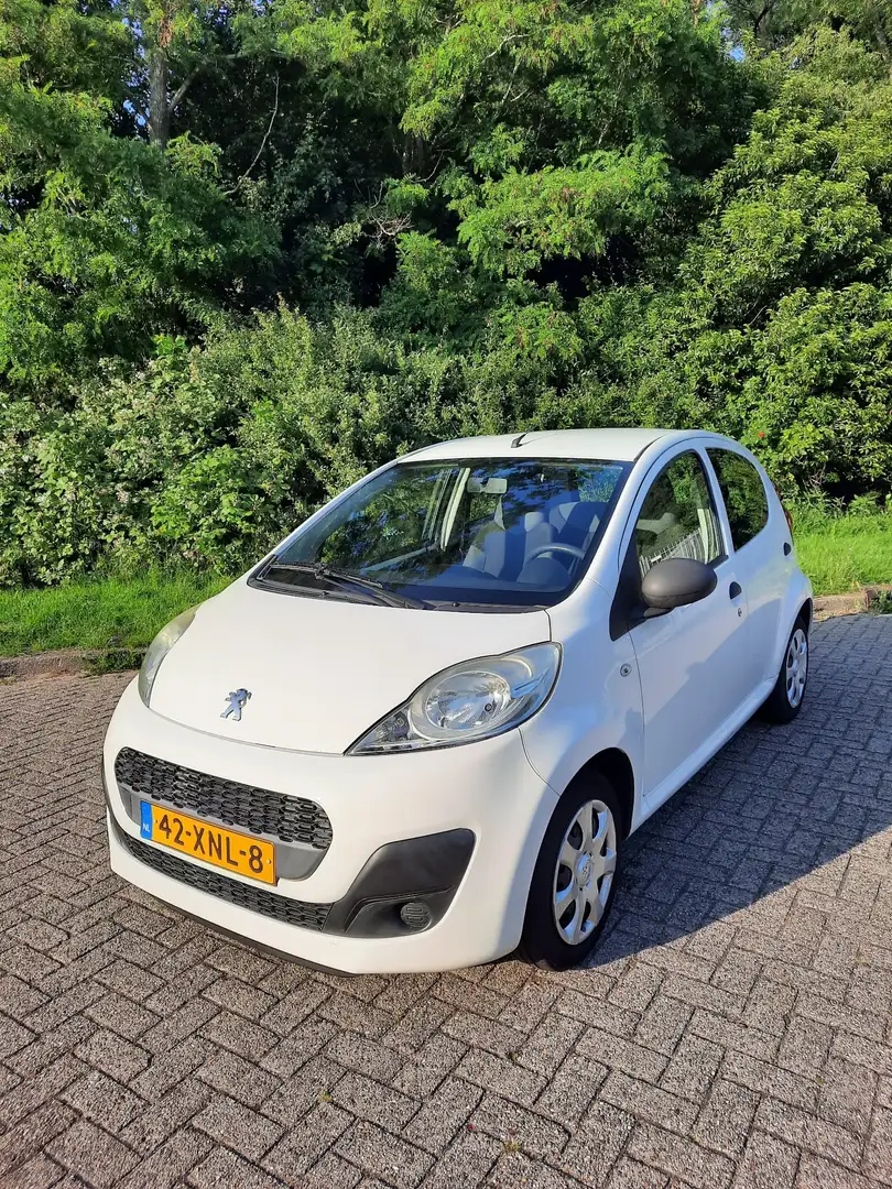 Peugeot 107 1.0 Access Accent Wit - 1