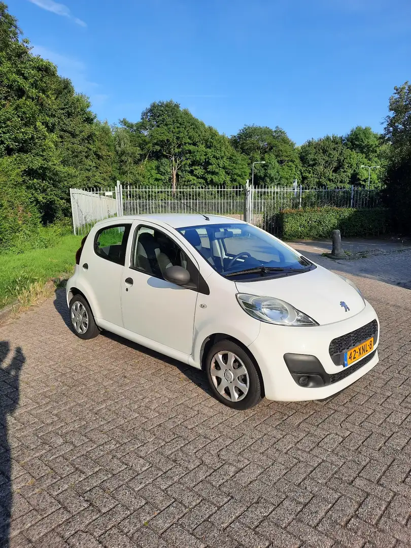 Peugeot 107 1.0 Access Accent Wit - 2