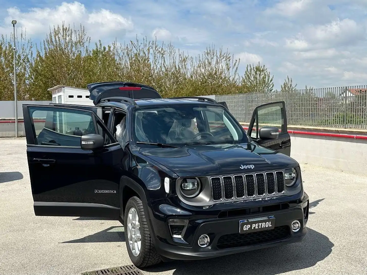 Jeep Renegade 1.3 t4 phev First Edition Urban 4xe at6 Noir - 1