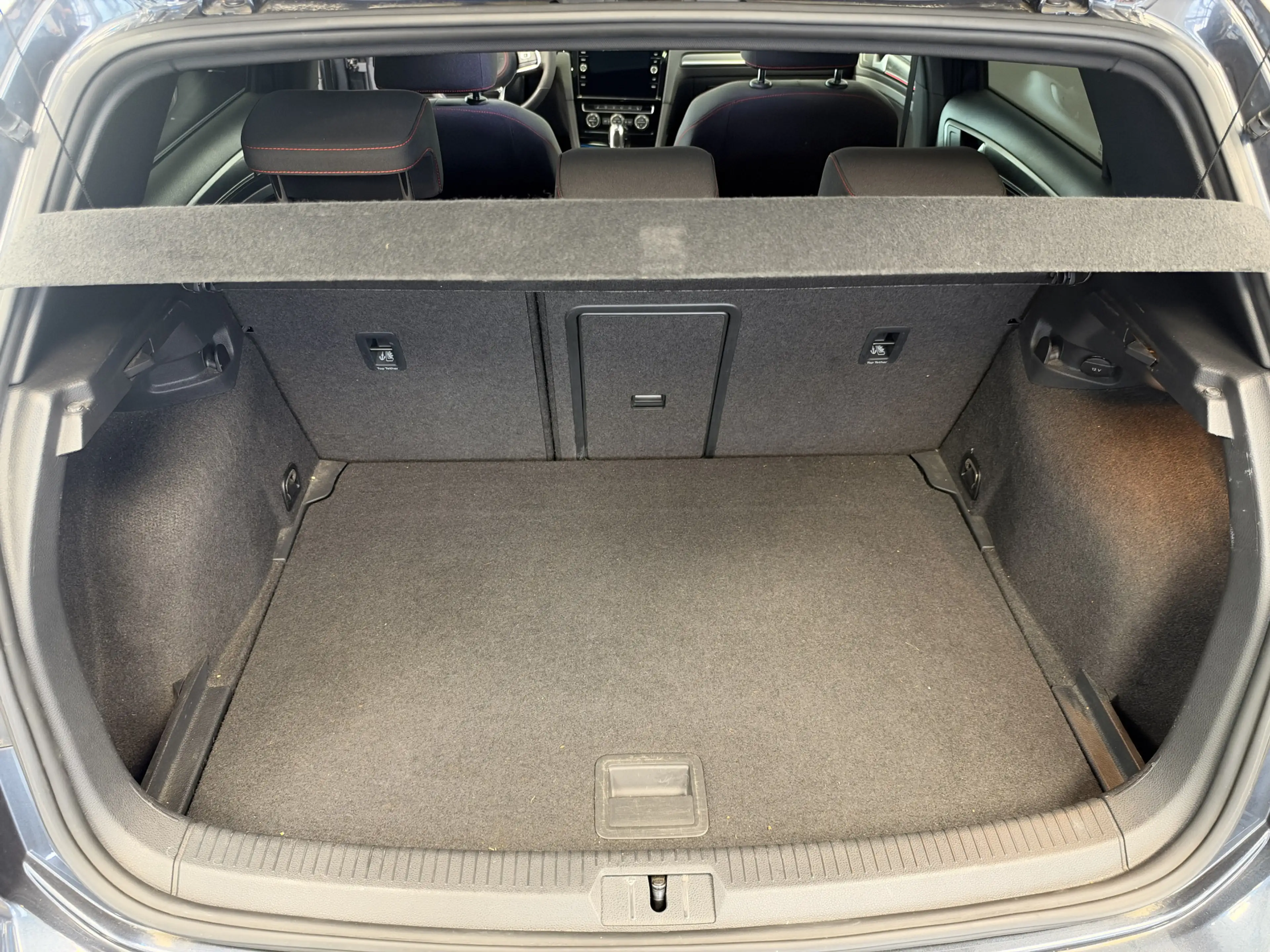 Volkswagen Golf GTI 2.0 TSI Performance Cruise/Climate PDC ACC Dynaudi — photo 23