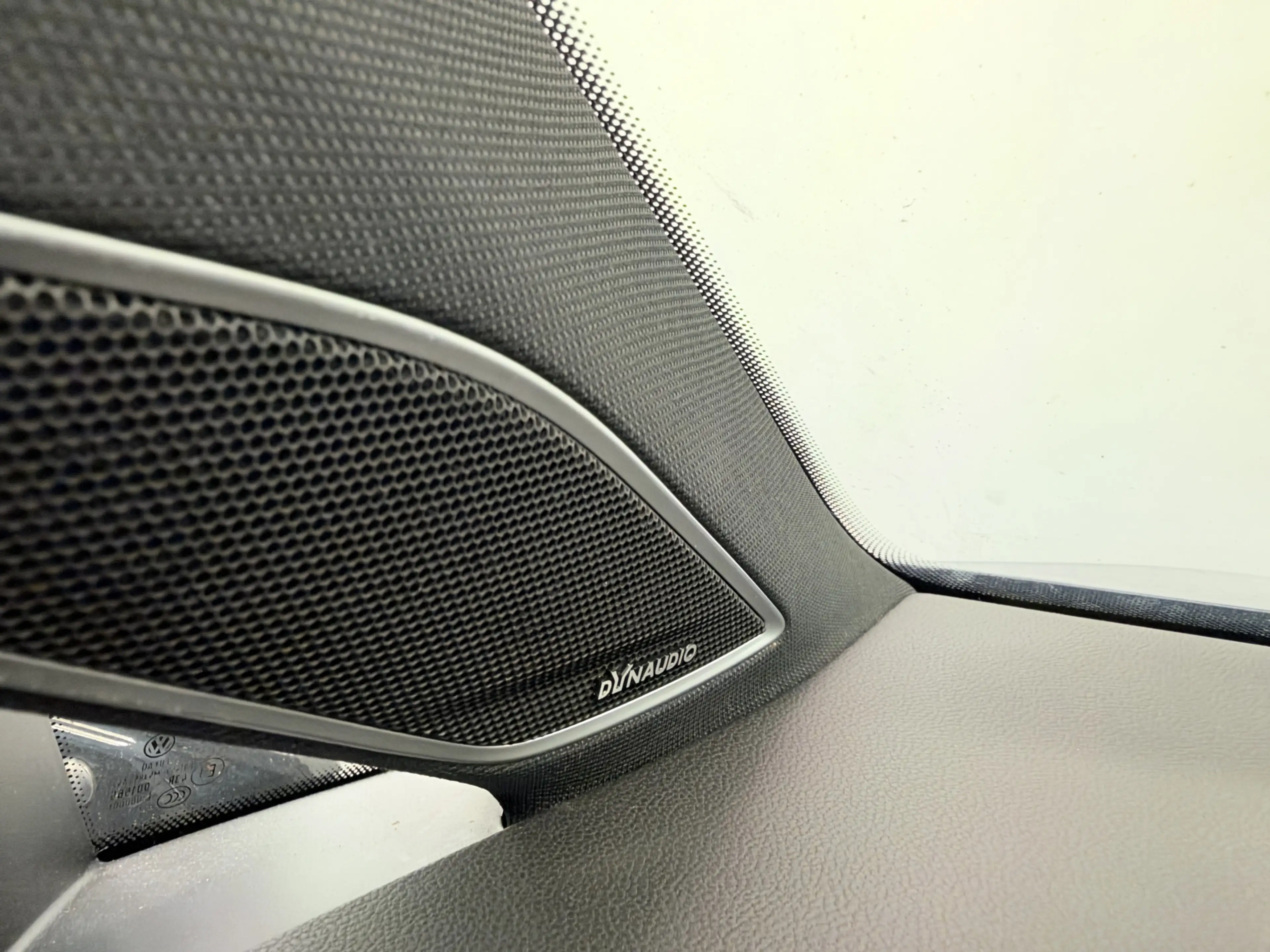 Volkswagen Golf GTI 2.0 TSI Performance Cruise/Climate PDC ACC Dynaudi — photo 21