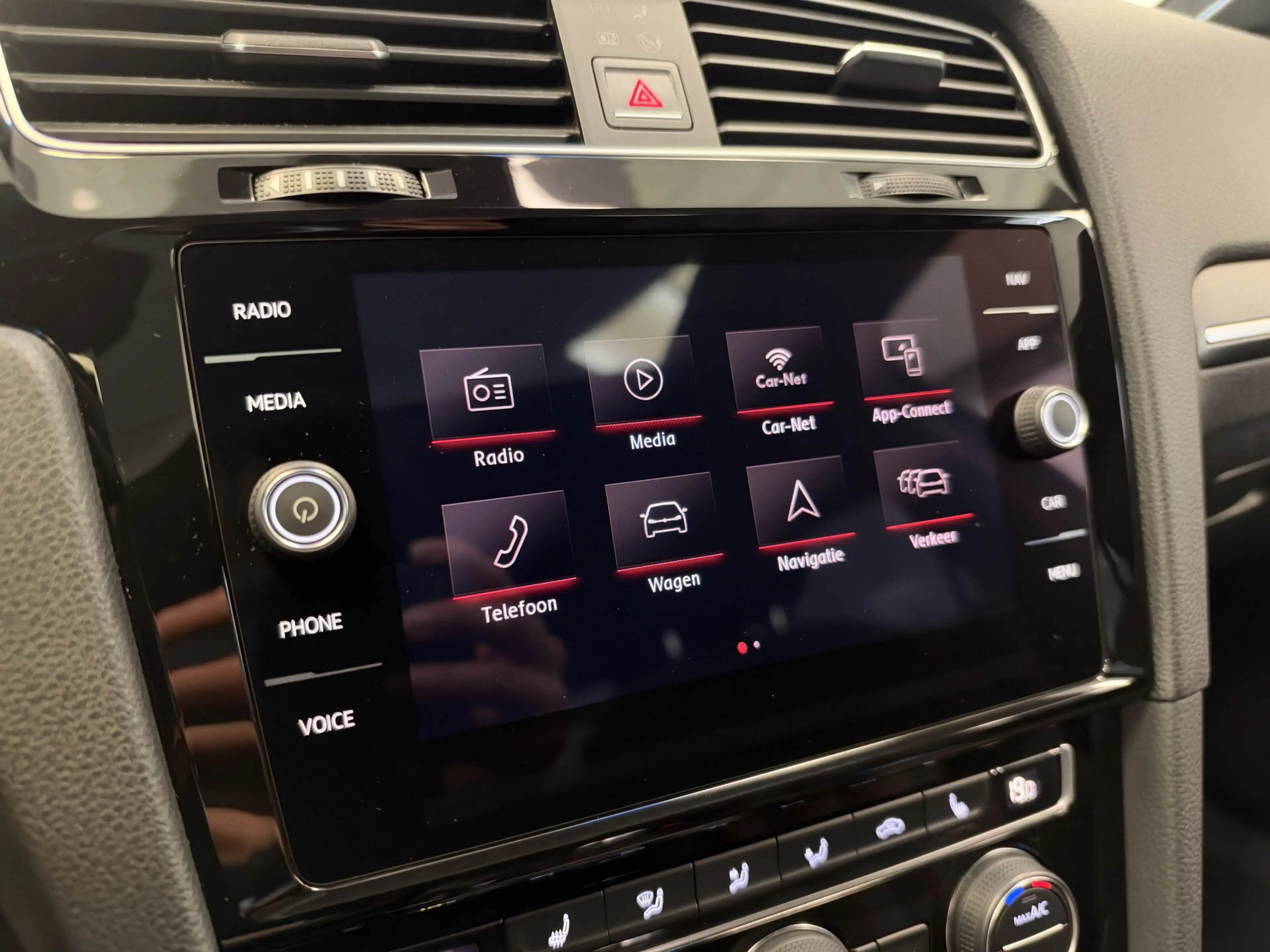 Volkswagen Golf GTI 2.0 TSI Performance Cruise/Climate PDC ACC Dynaudi — photo 17