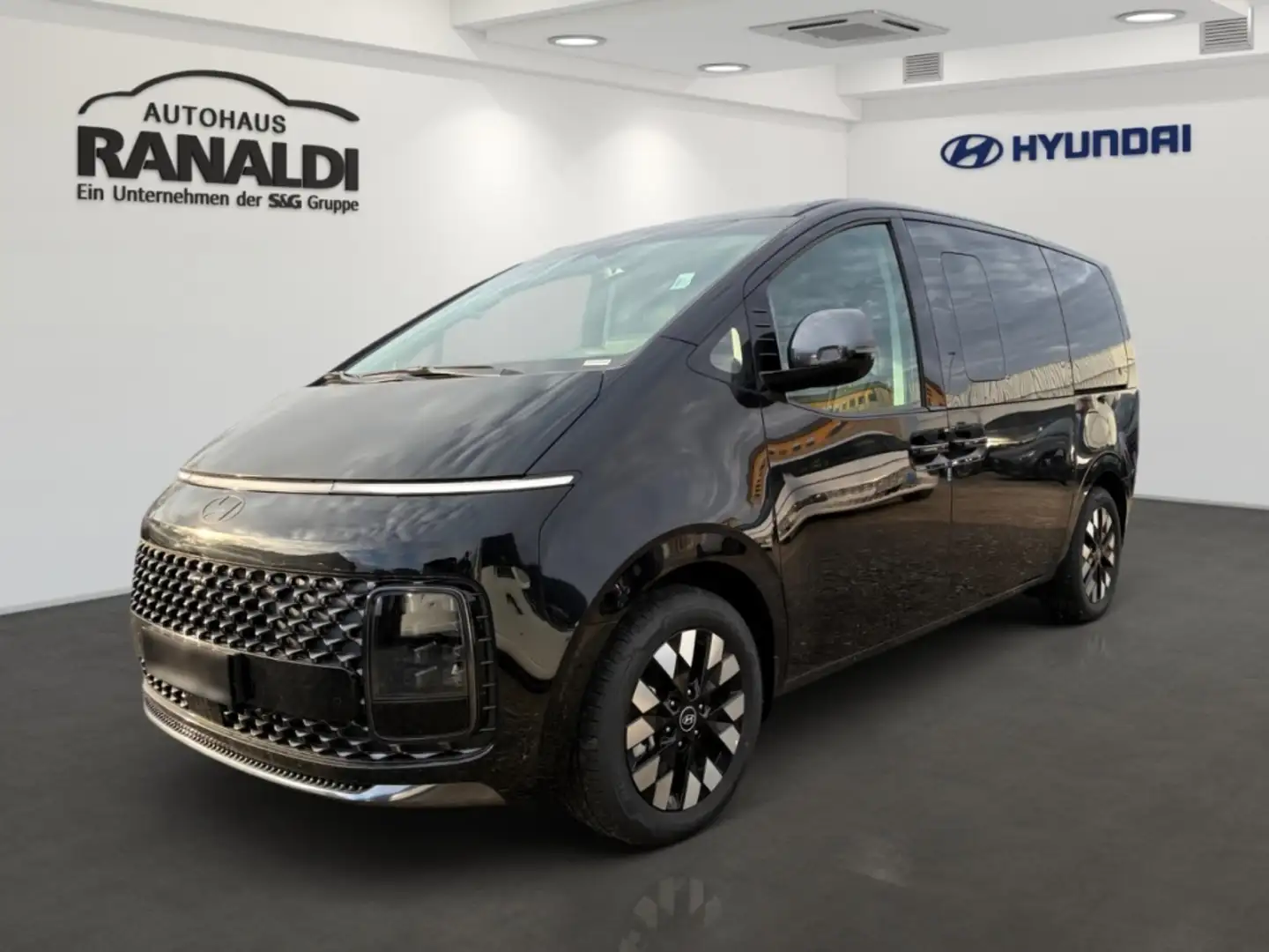 Hyundai STARIA 1.6T-GDi HEV A/T Signature+7Sitzer+ Negro - 1