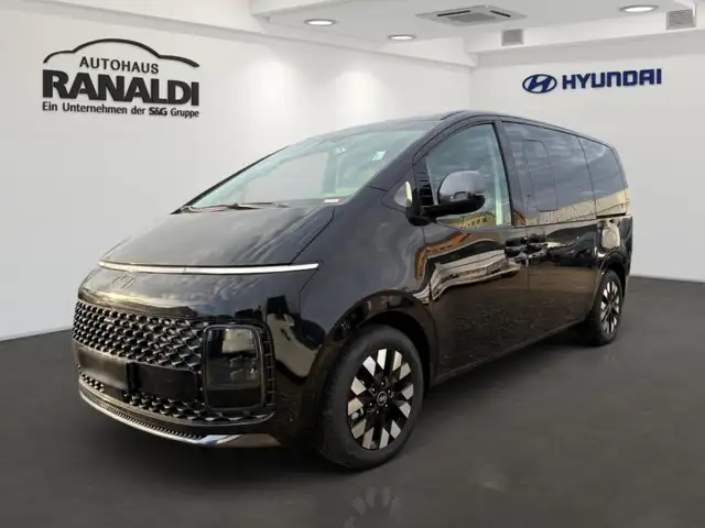 Hyundai STARIA 1.6T-GDi HEV A/T Signature+7Sitzer+