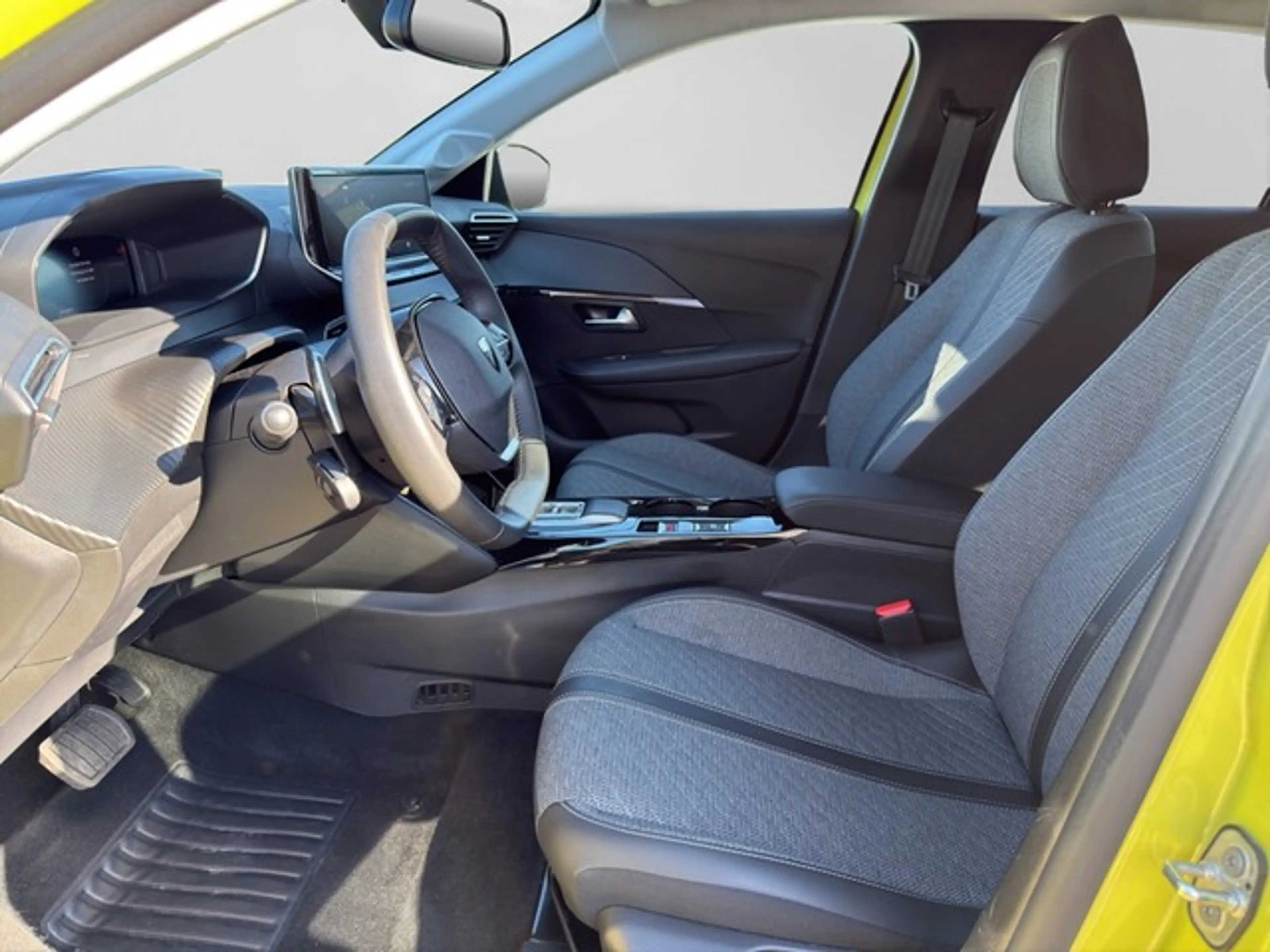 Peugeot 208 1.2 Hybrid Allure PDC+CAM+CARPLAY+SITZHZG+ — photo 8