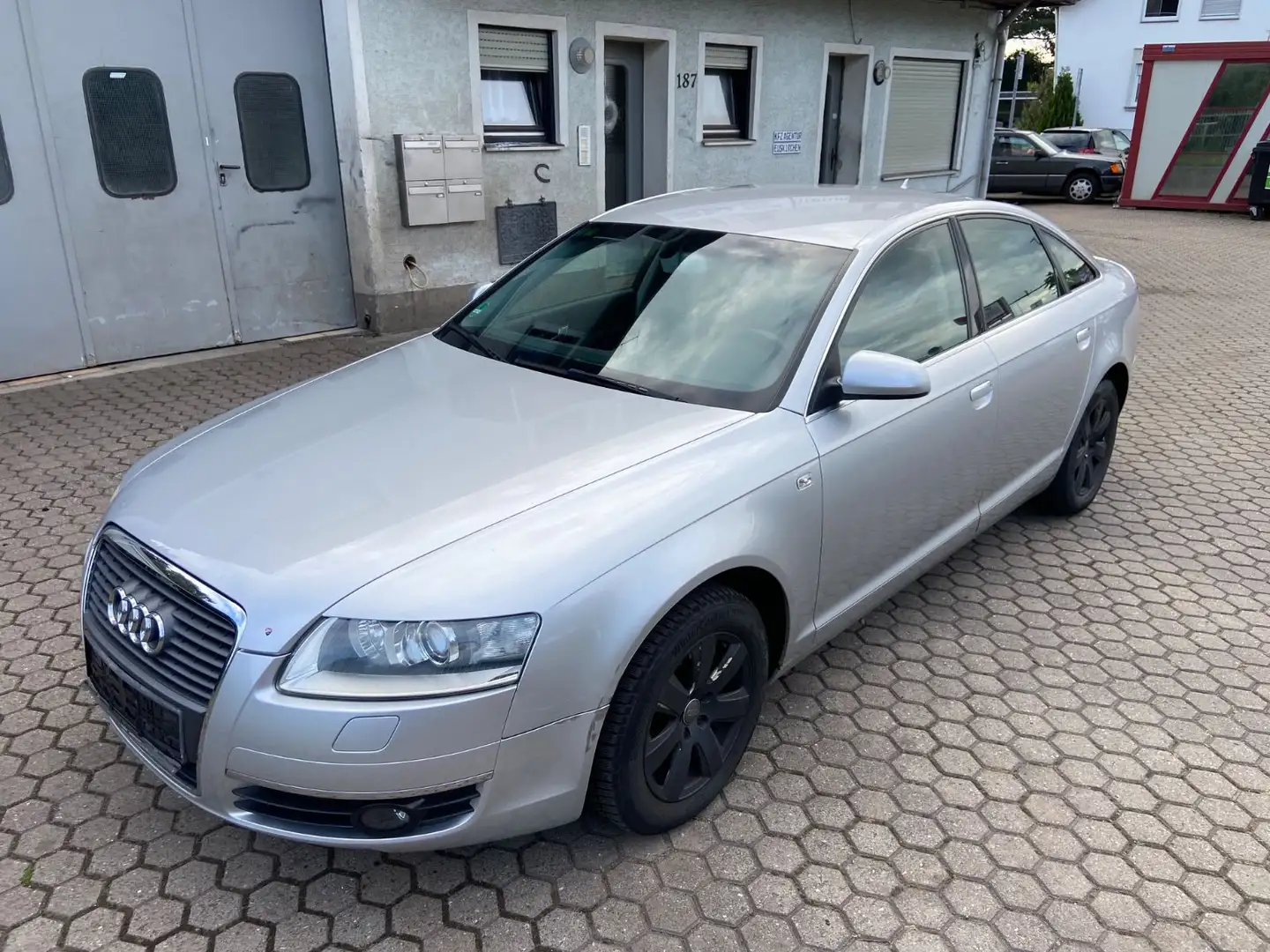 Audi A6 Lim. 2.7 TDI TÜV Neu Klima Automatik (SHZ) Silber - 2