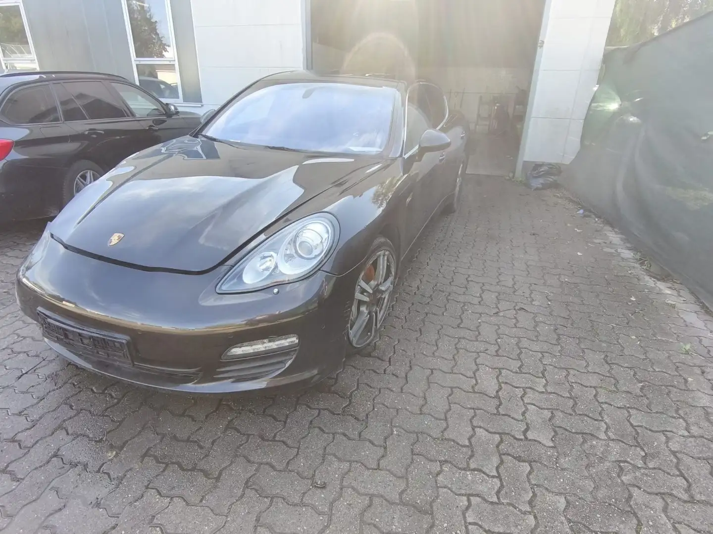 Porsche Panamera S TÜV 01/26 Zwart - 1