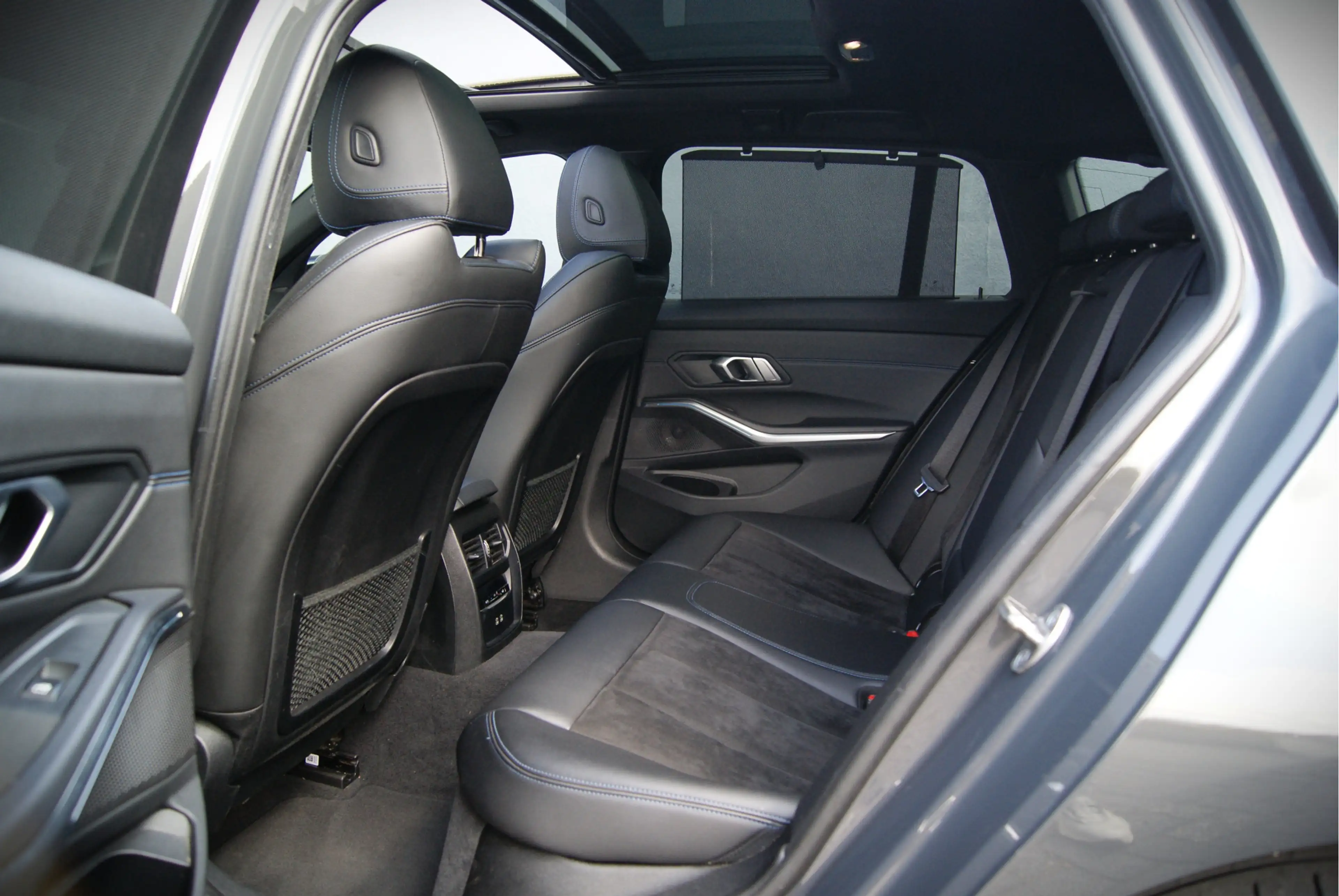 BMW 330 3-serie Touring 330e 292PK High Ex. M-Sport Shadow — photo 6