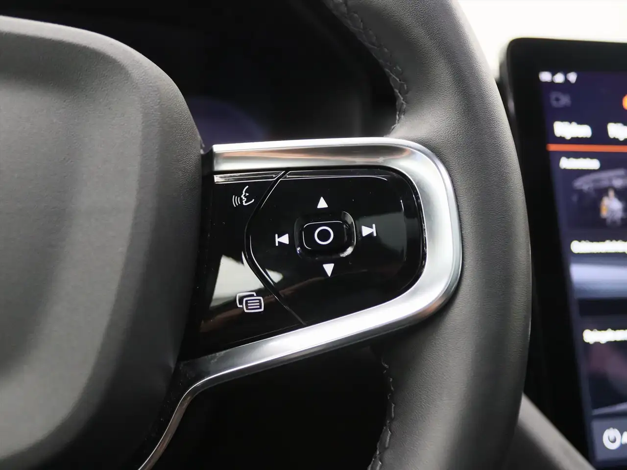 Polestar 2 2022 — фото 27