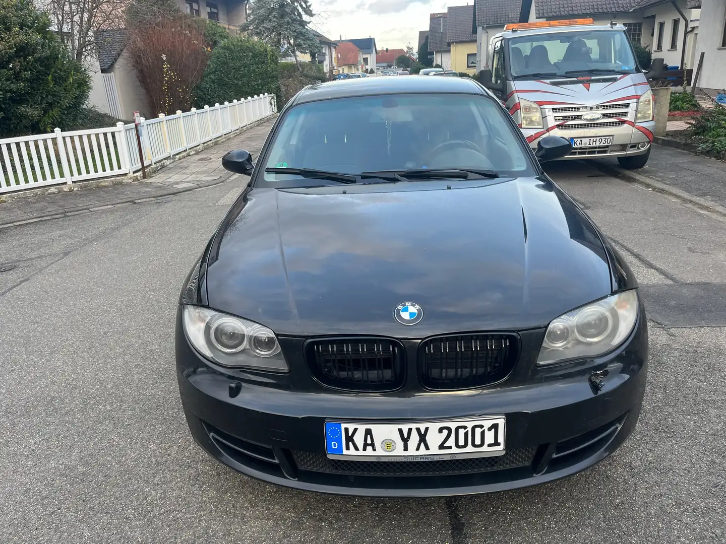 BMW 120 120d Schwarz - 1