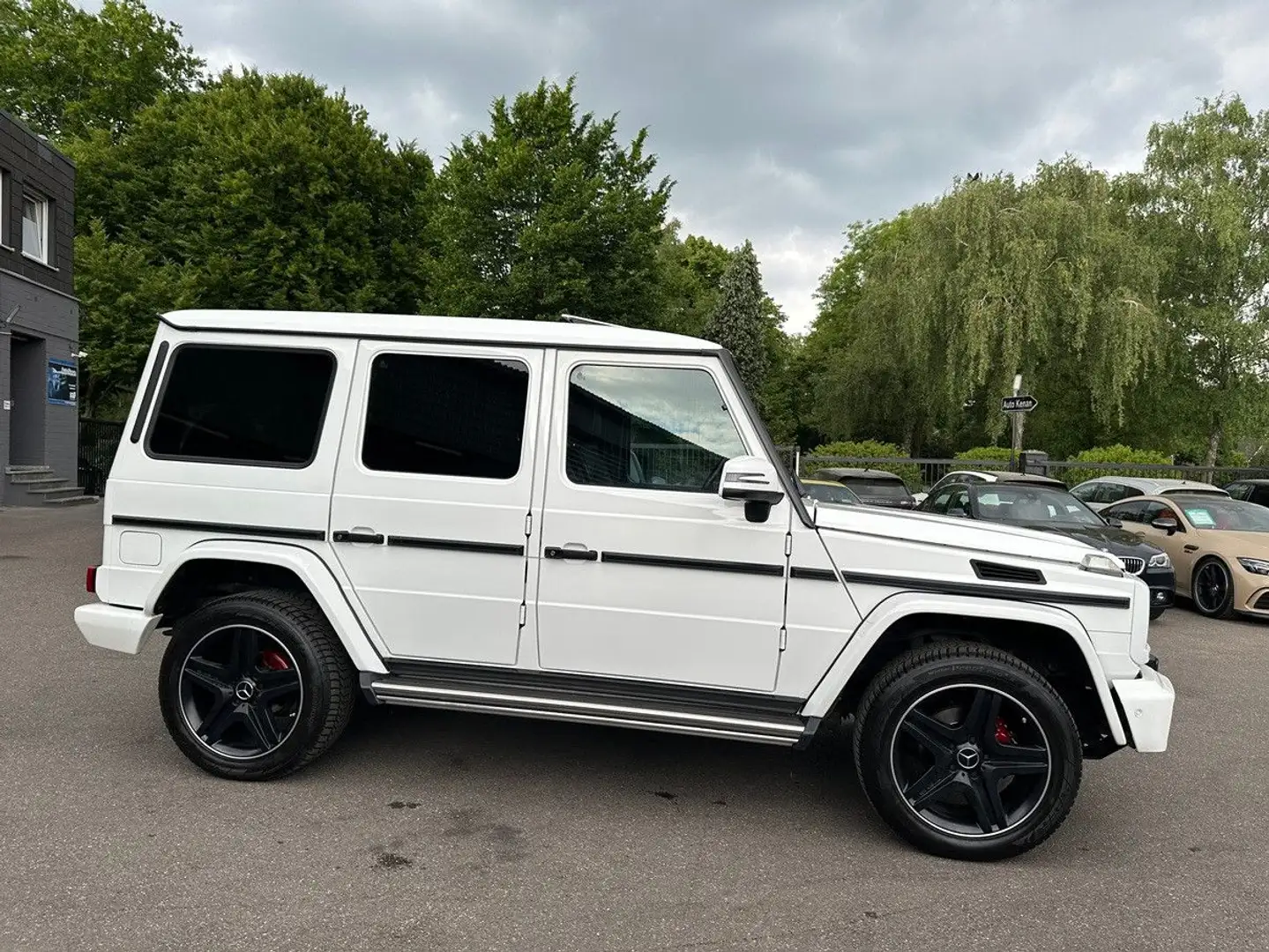 Mercedes-Benz G 350 d AMG Exklusiv DTR/STHZ/SHD/Massage/AHK/20 Biały - 2