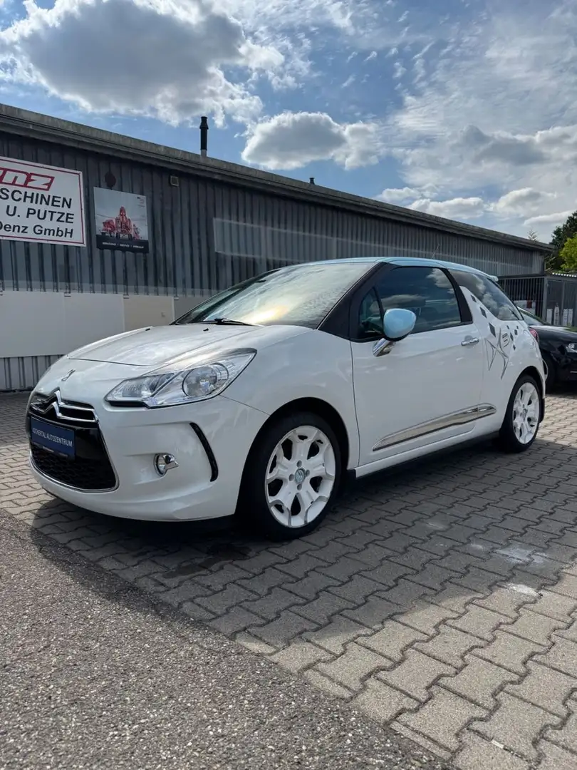 Citroen DS3 SportChic 155 THP AHK Alb - 1