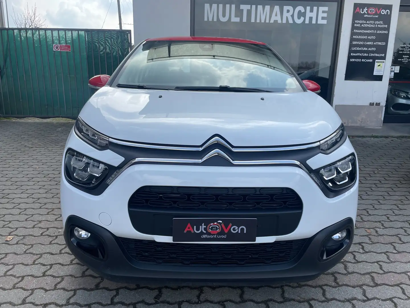 Citroen C3 1.2 puretech Shine s Bianco - 1