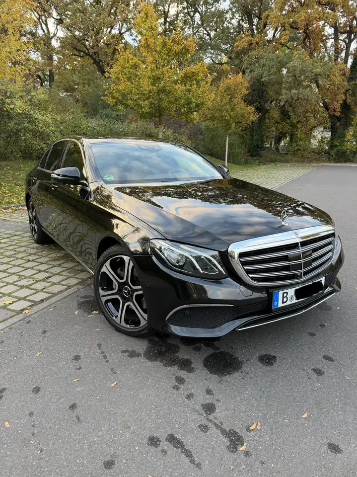 Mercedes-Benz E 220