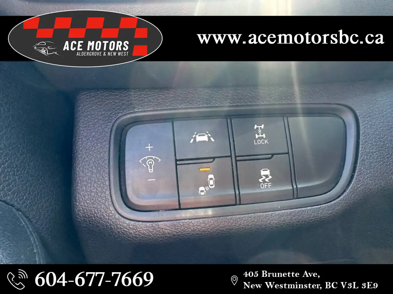 Hyundai SANTA FE photo Hyundai SANTA FE