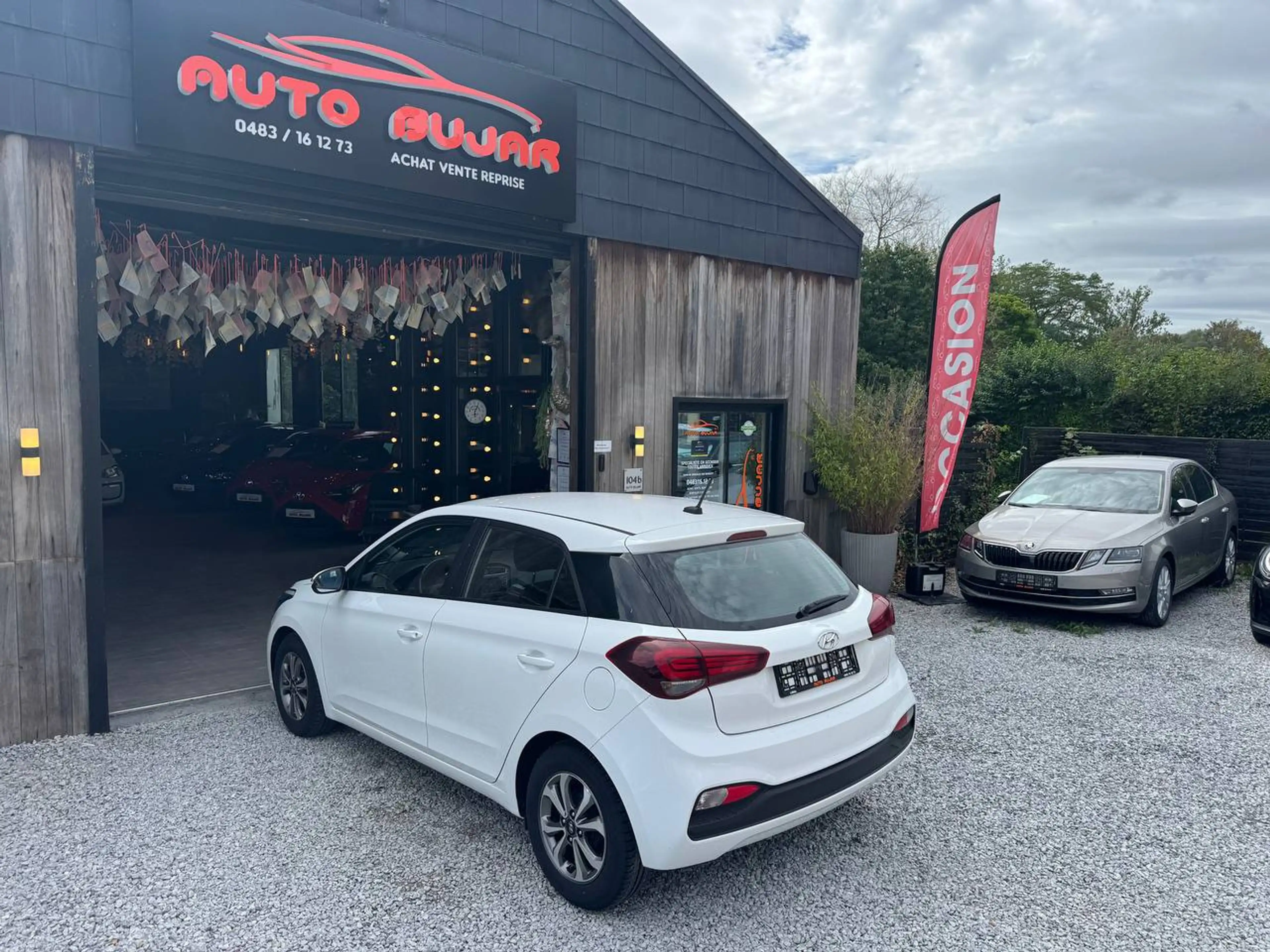 Hyundai i20 i20 1.2i **CAMERA + CARPLAY + CARNET COMPLET** — photo 5