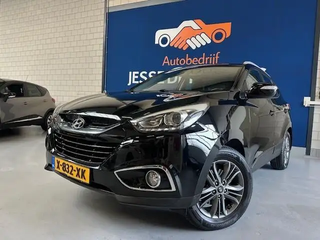 Hyundai iX35 1.6i GDI i-Vision / bj.2015 / kleur :zwart/ NAP me