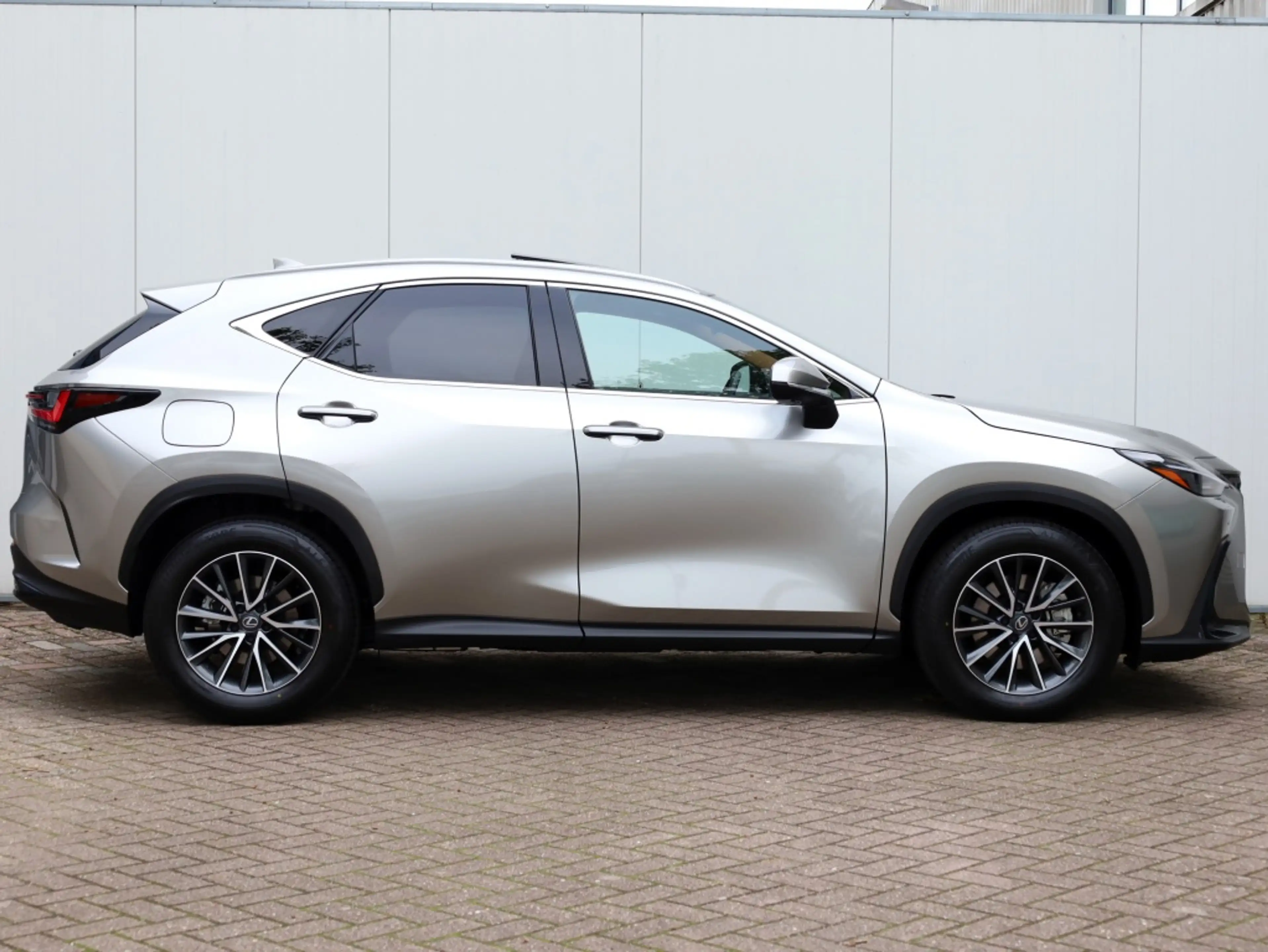 Lexus NX 450h+ AWD Luxury Line | Panoramadak | 360 Camera | Stoel — photo 6