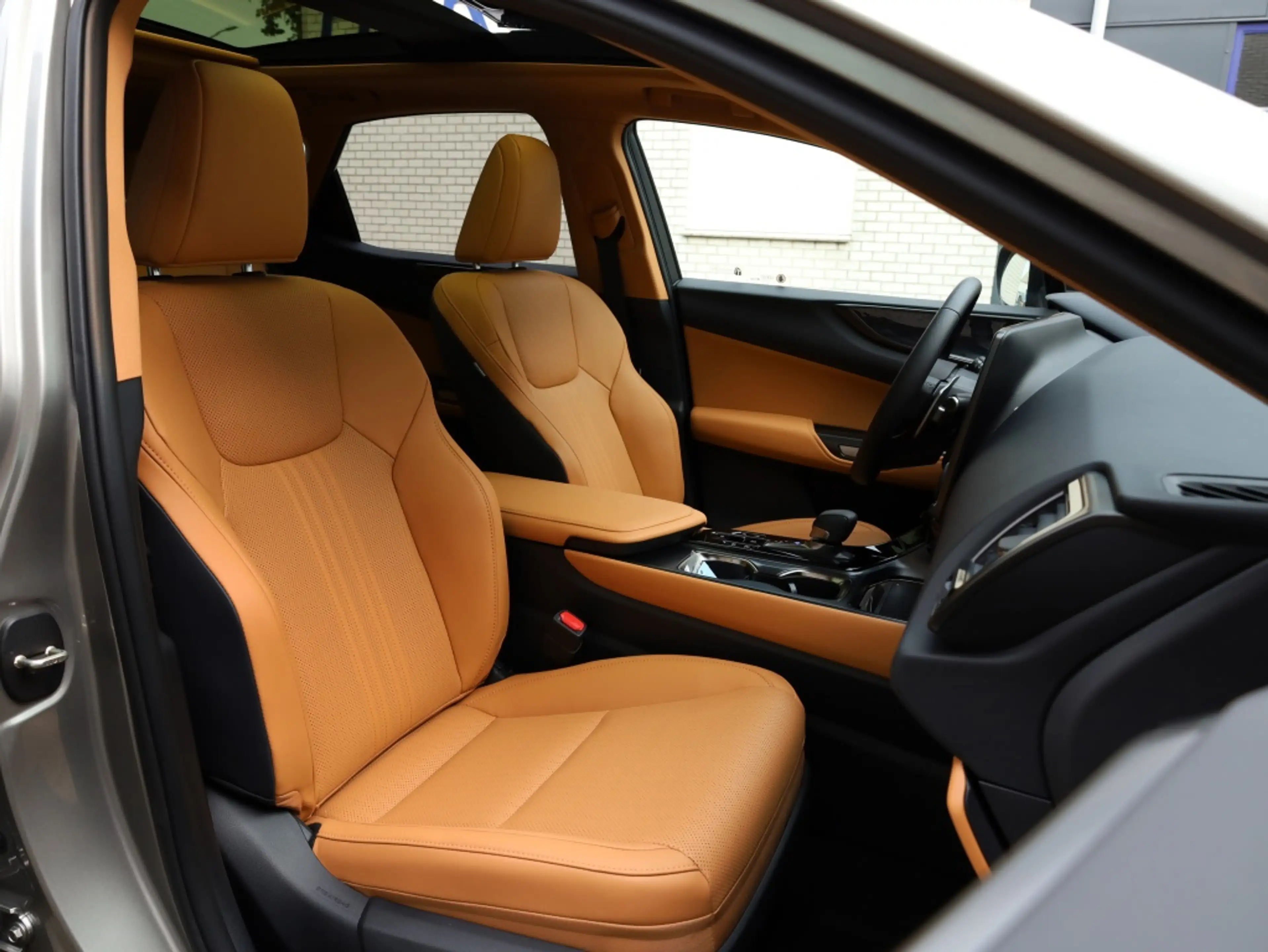 Lexus NX 450h+ AWD Luxury Line | Panoramadak | 360 Camera | Stoel — photo 11
