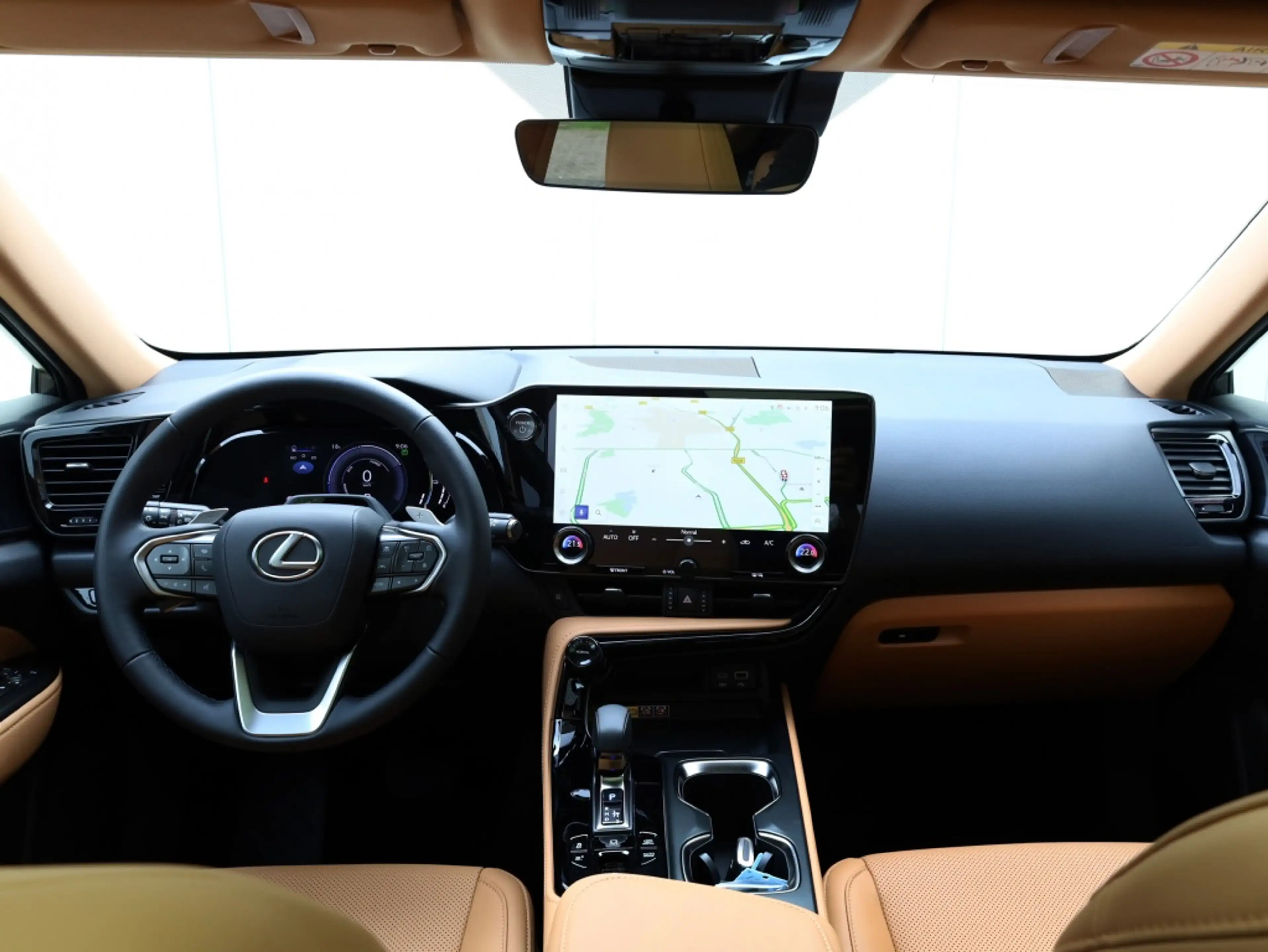 Lexus NX 450h+ AWD Luxury Line | Panoramadak | 360 Camera | Stoel — photo 3
