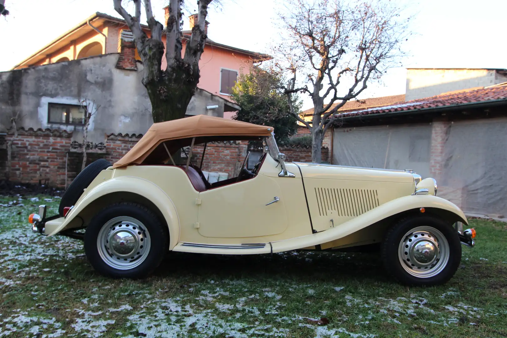 MG TD Beige - 1