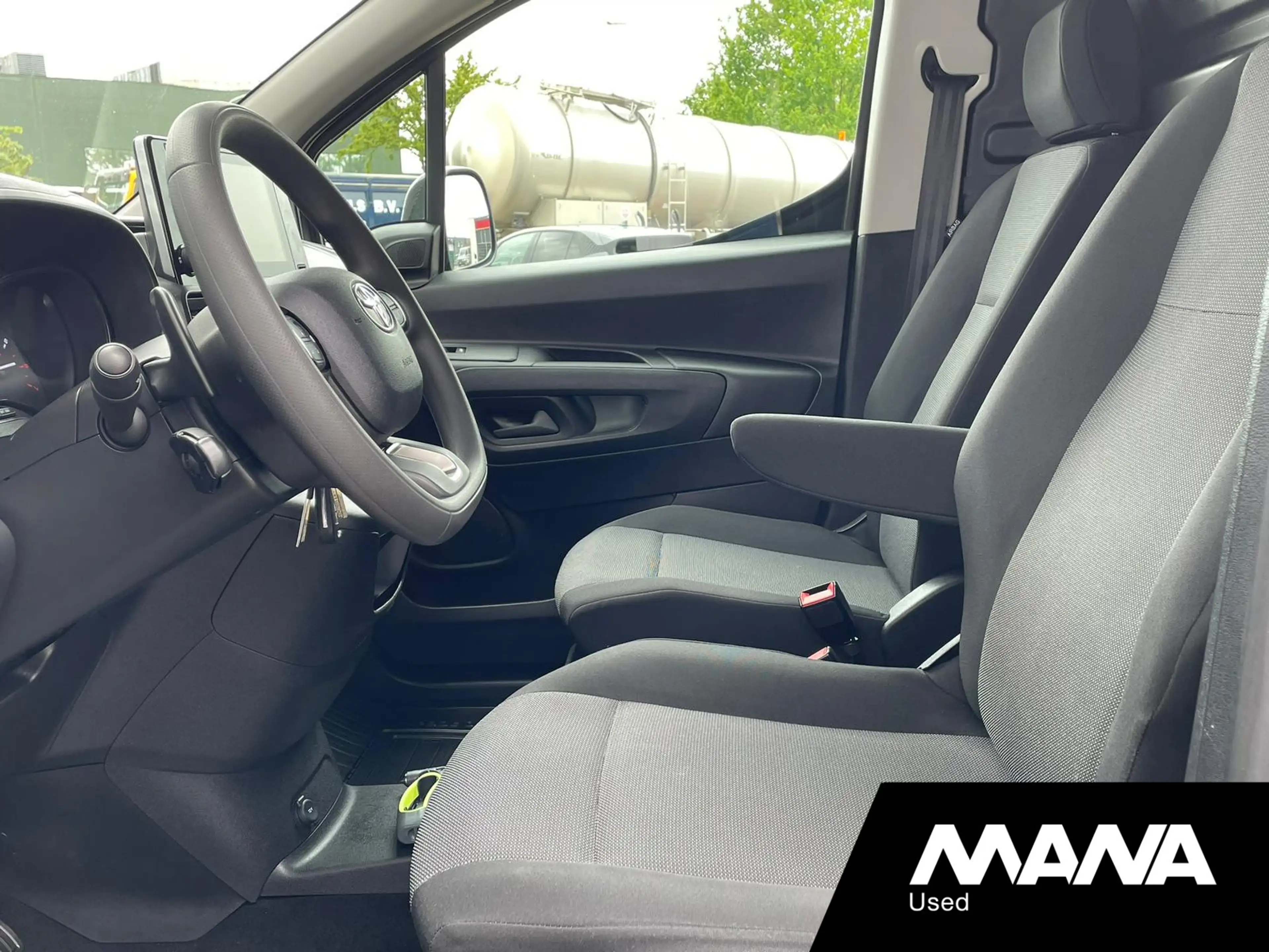 Toyota Proace City 131pk L2H1 Automaat Carplay Camera Cruise Climate — photo 11