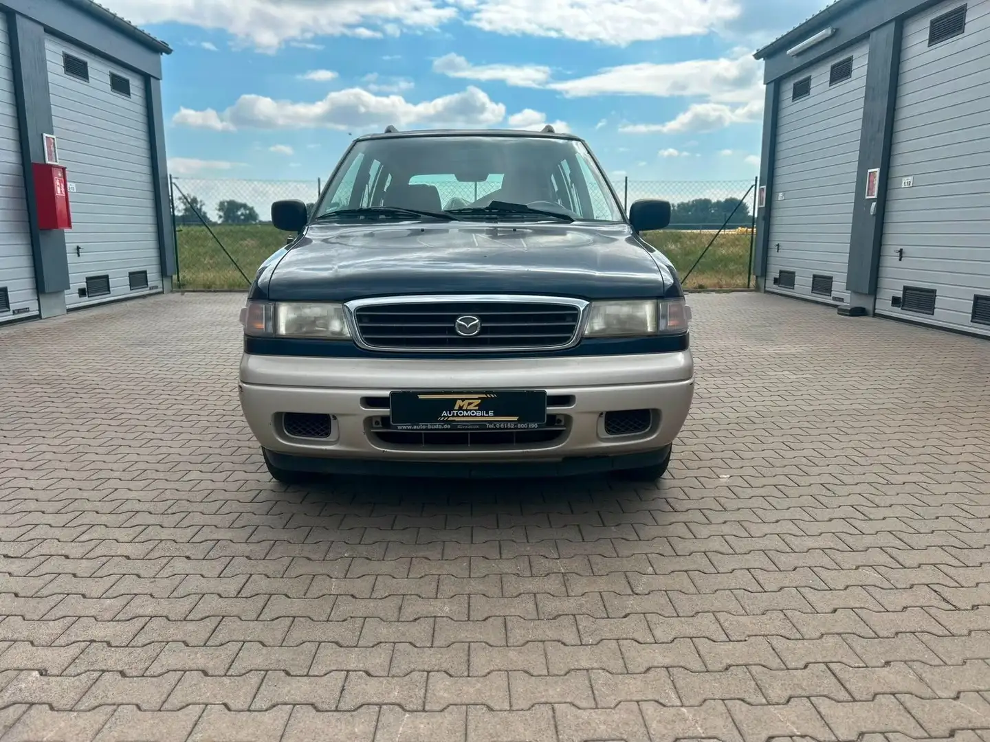 Mazda MPV 1Hand RentnerFahrzeug 7sitzer Klima Schwarz - 1
