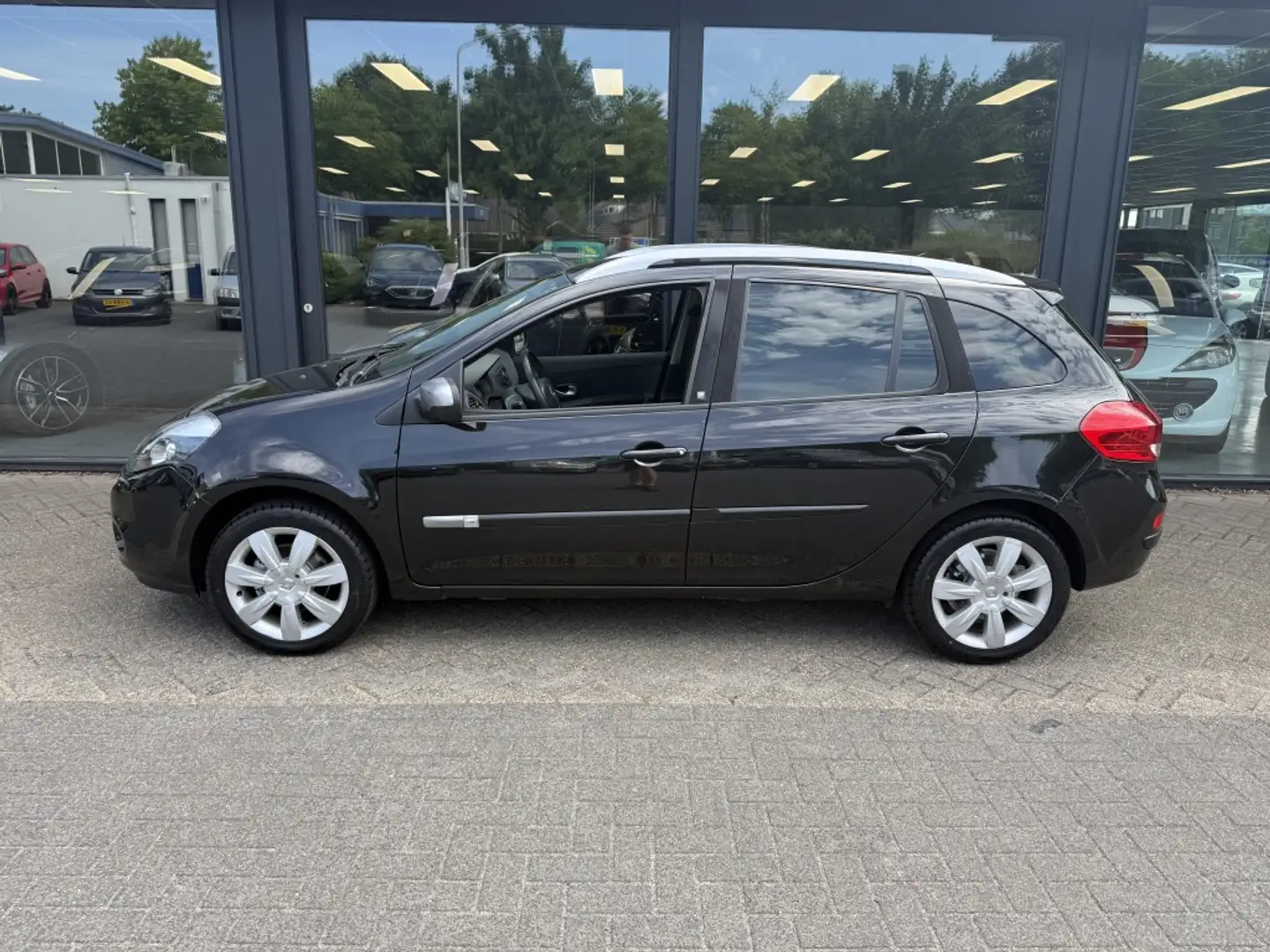 Renault Clio Estate 1.2 TCE 20th Anniv. Zwart - 2