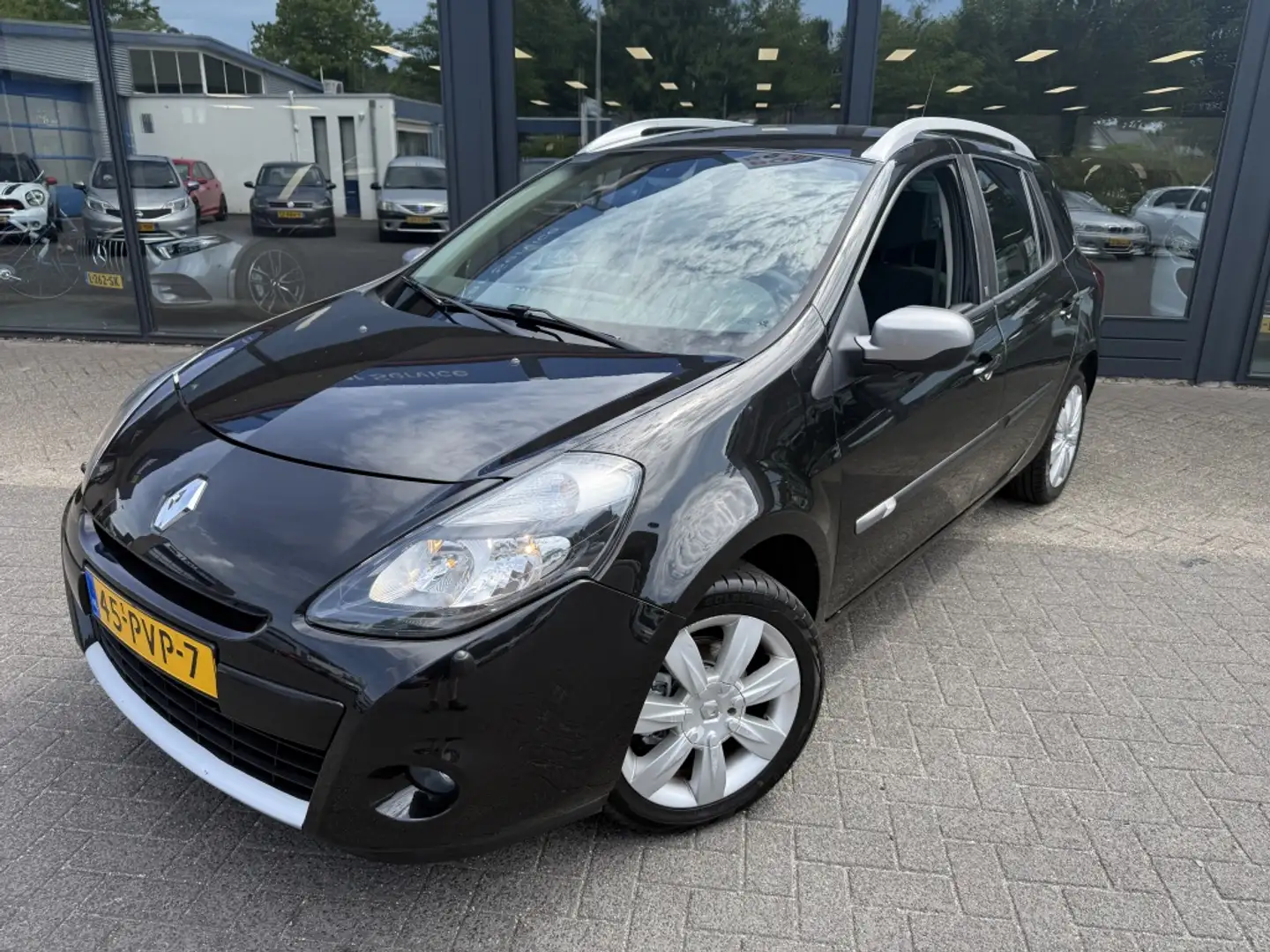 Renault Clio Estate 1.2 TCE 20th Anniv. Zwart - 1