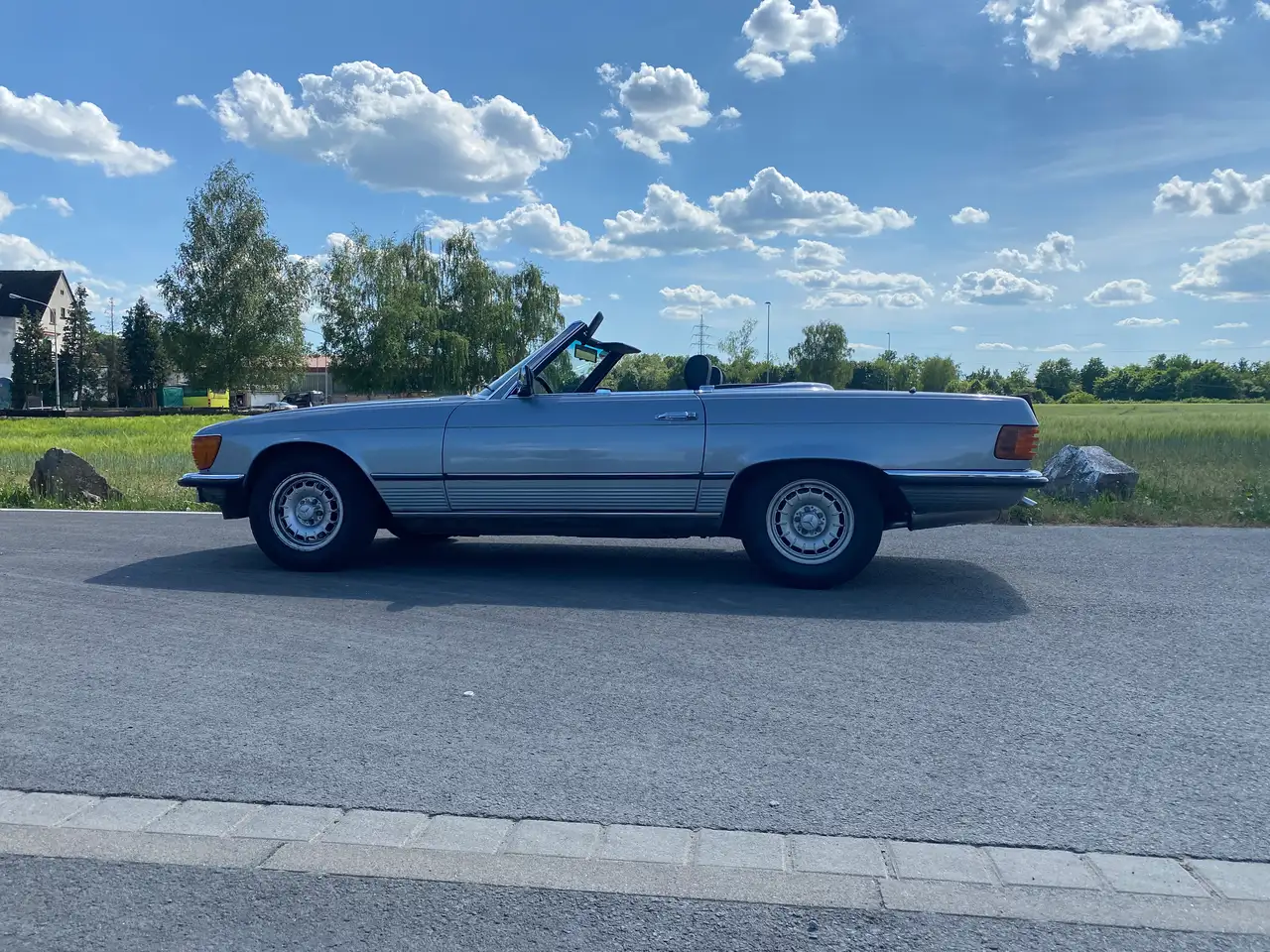 Mercedes-Benz SL 500 R 107, foto 2