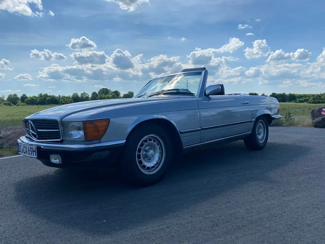 Mercedes-Benz SL 500 R 107, foto 1