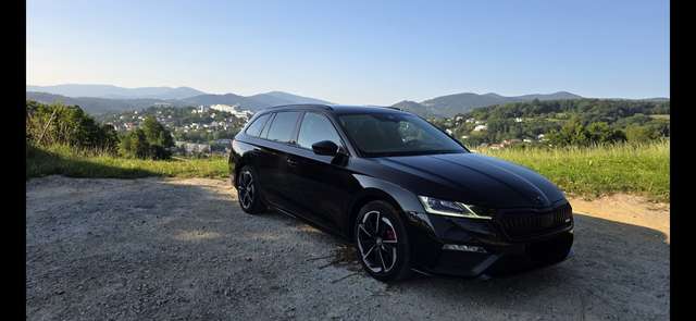 Imagine Skoda Octavia RS 2.0 First Edition