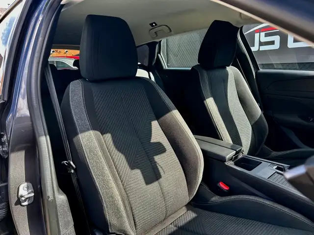 Peugeot 308 view 15