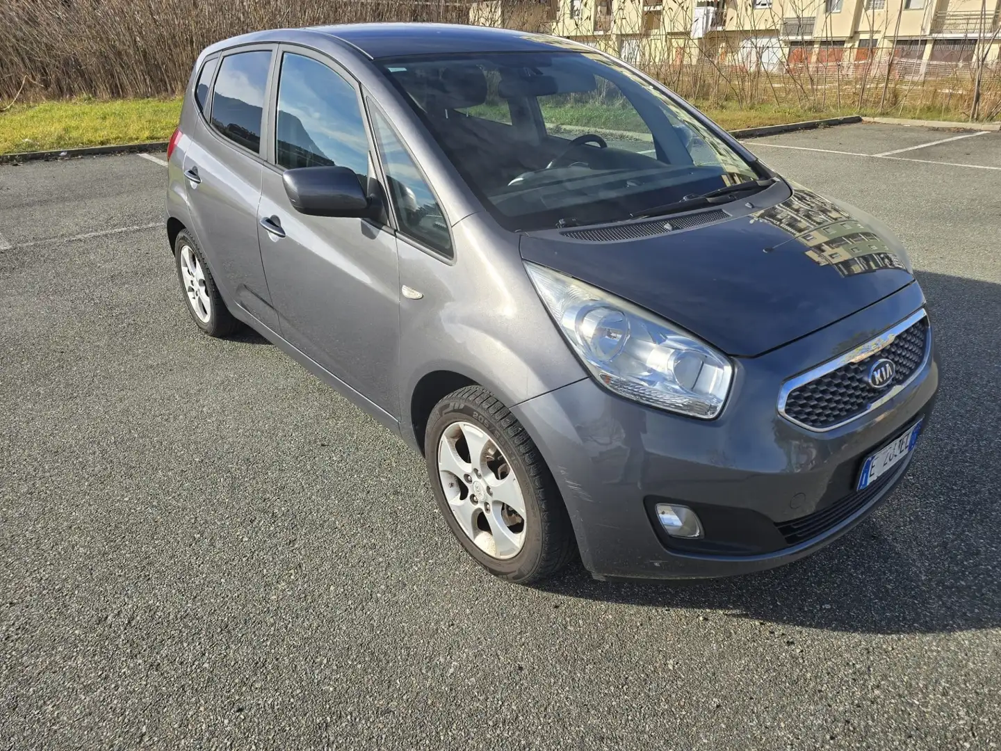 Kia Venga 1.4 cvvt EX ISG Sensori Bluethoot Clima Grigio - 2