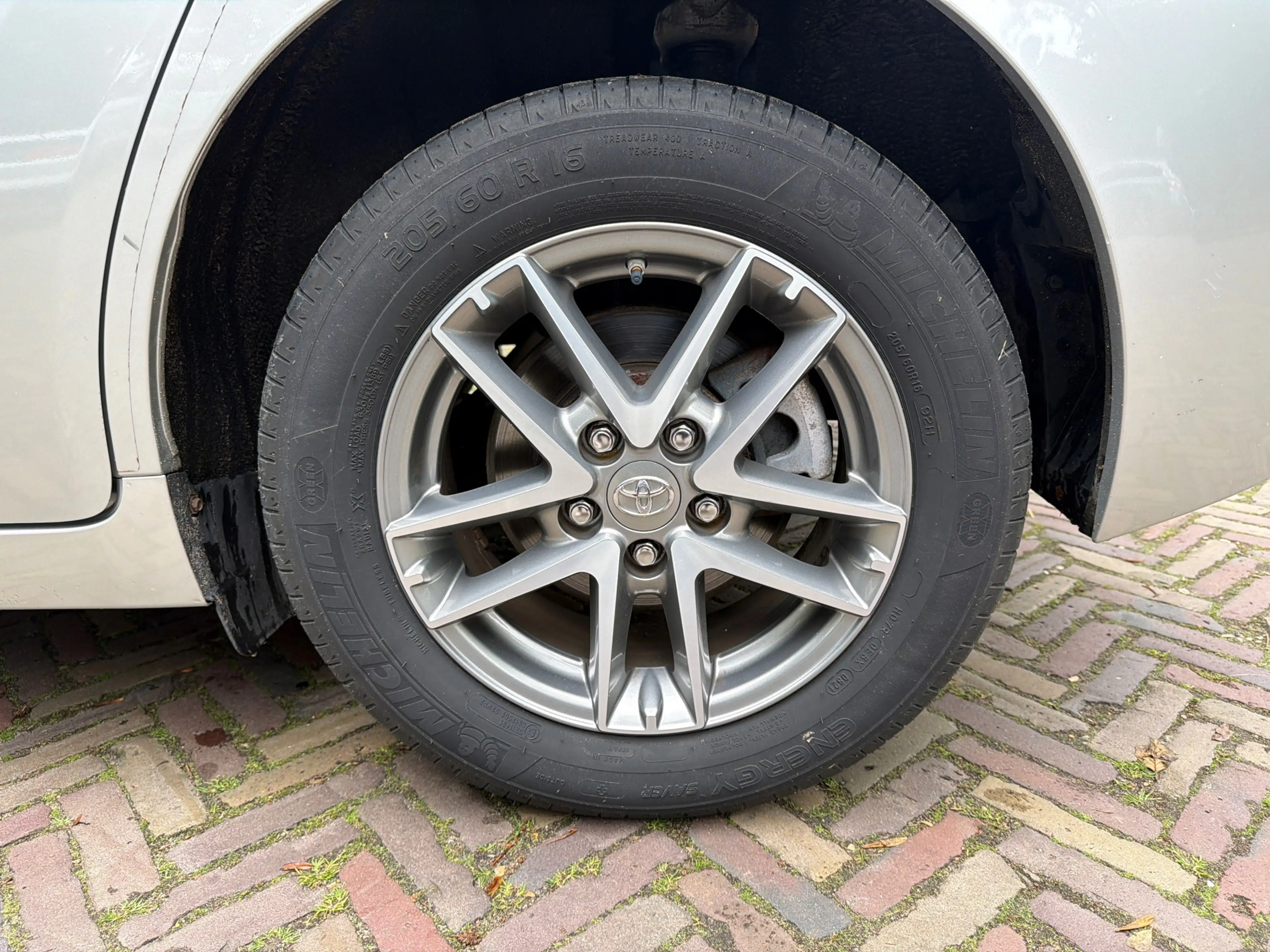 Toyota Verso 1.8 VVT-i Aspiration — photo 10