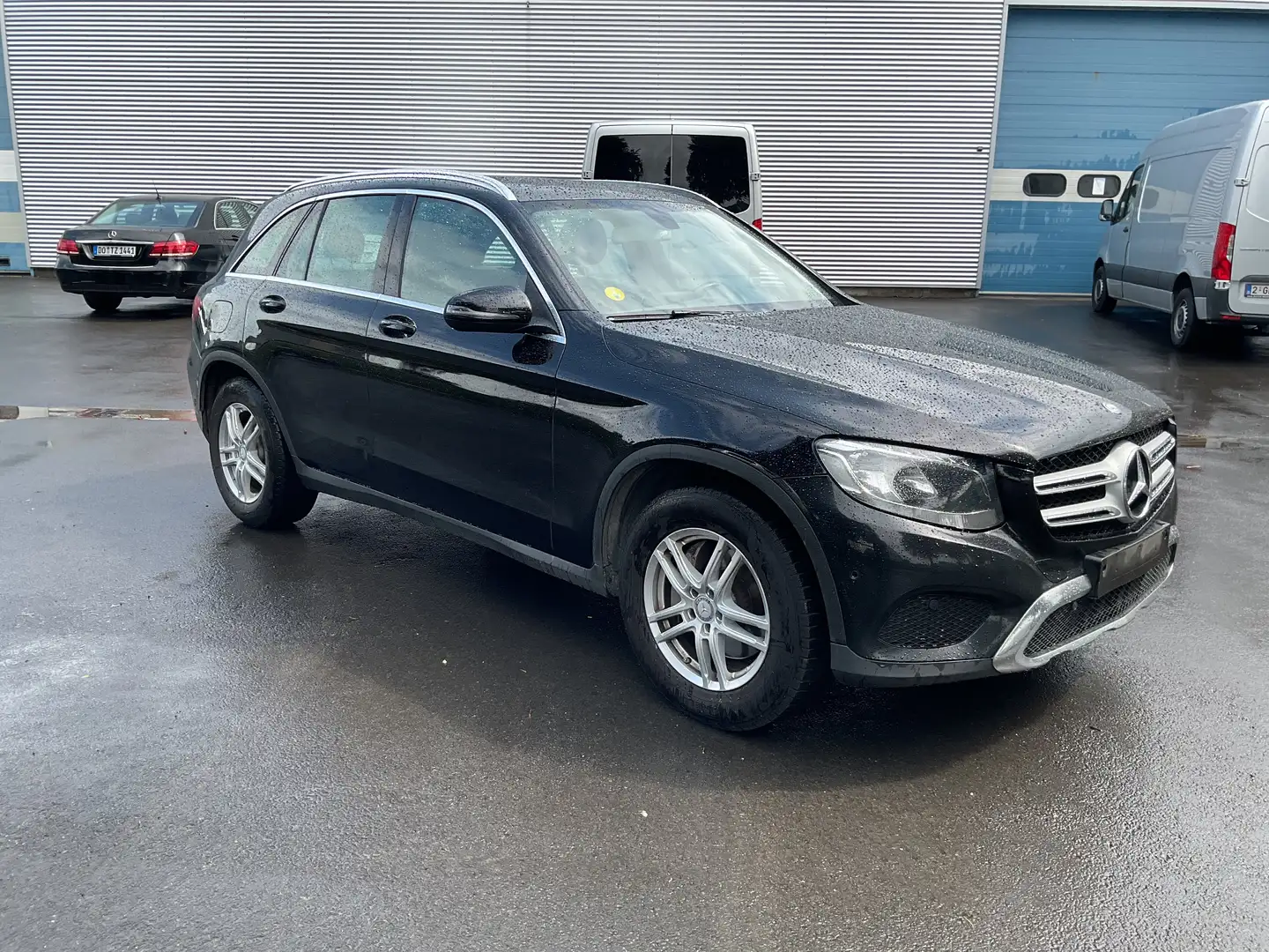 Mercedes-Benz GLC 220 d 4-Matic Zilver - 1