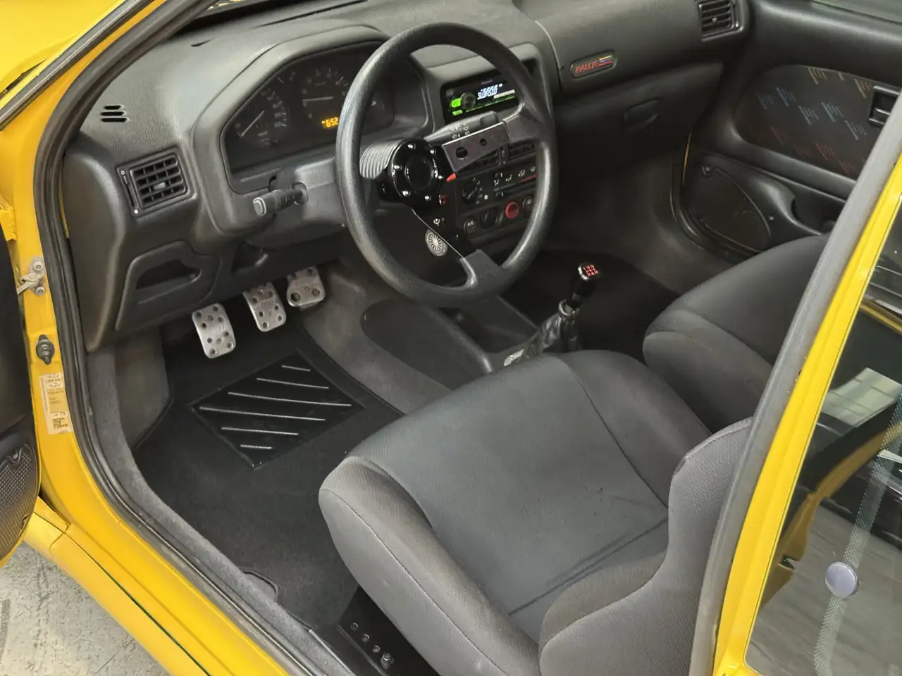 Peugeot 106 3p 1.6 16v Rallye, foto 11