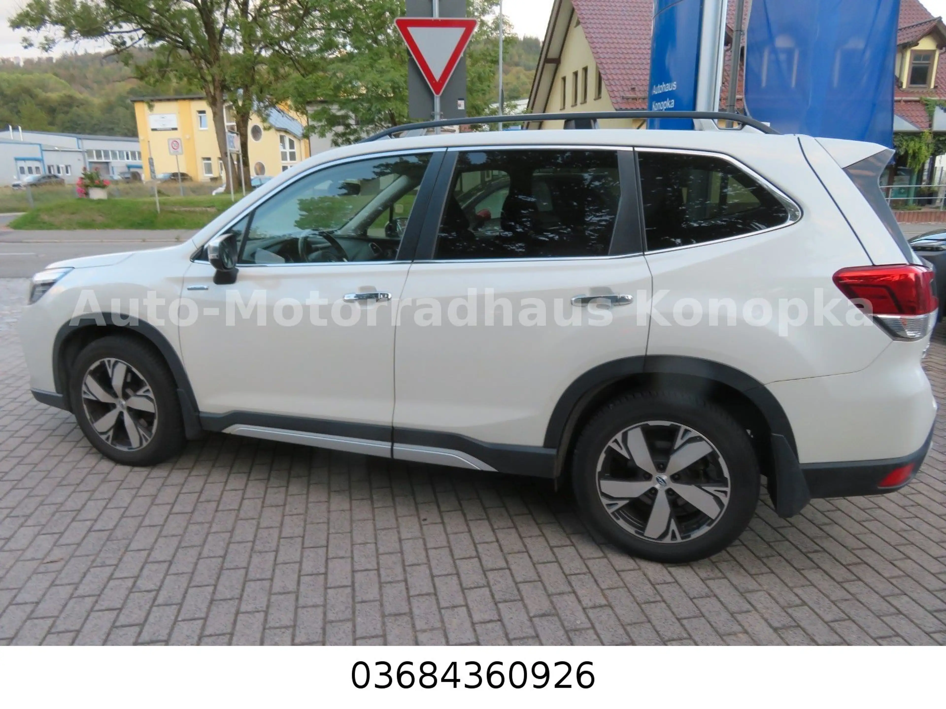 Subaru Forester 2.0ie Active Lineartronic+AHK — photo 8