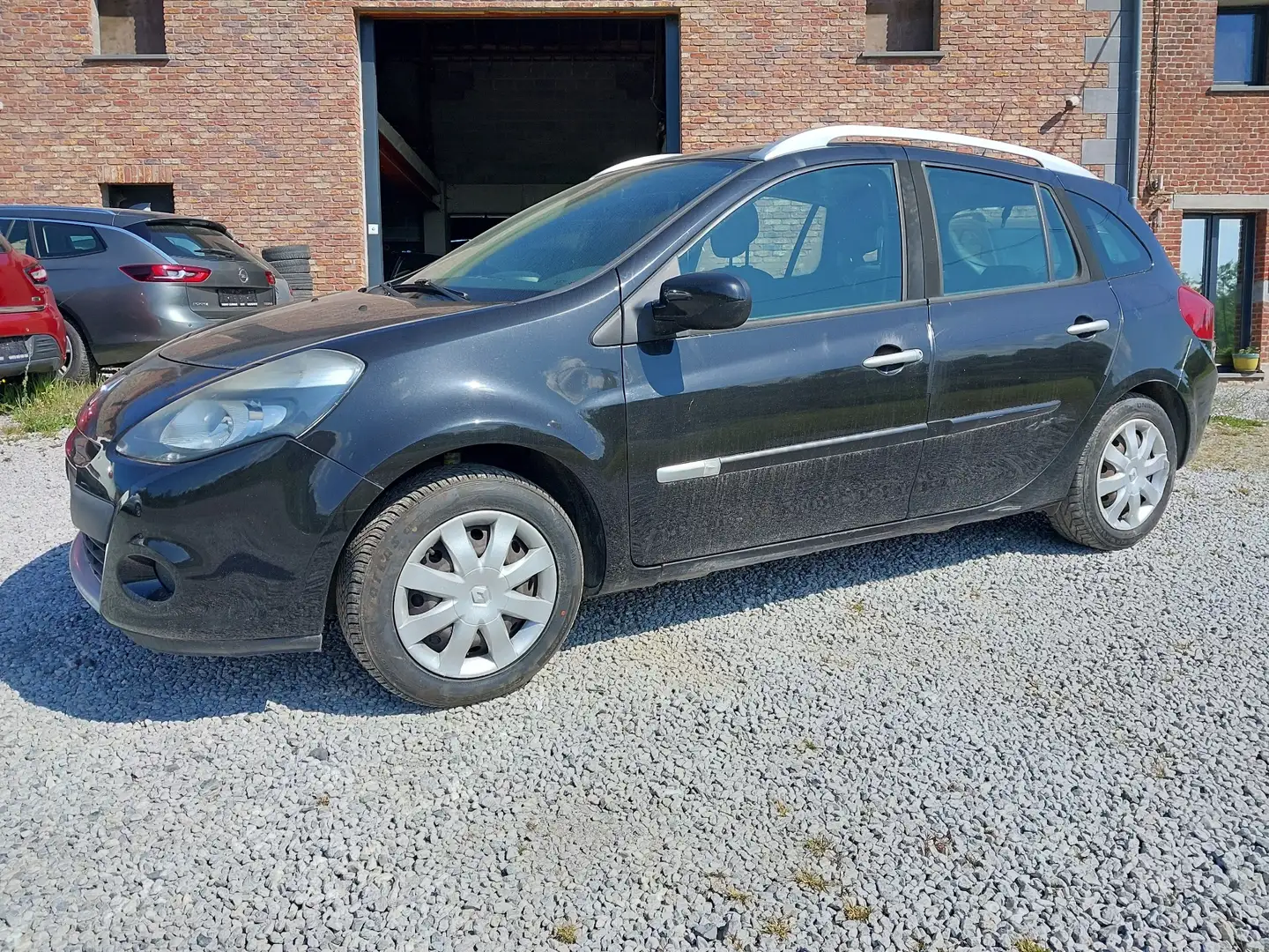 Renault Clio 1.5 dCi Authentique FAP 104g. Noir - 1