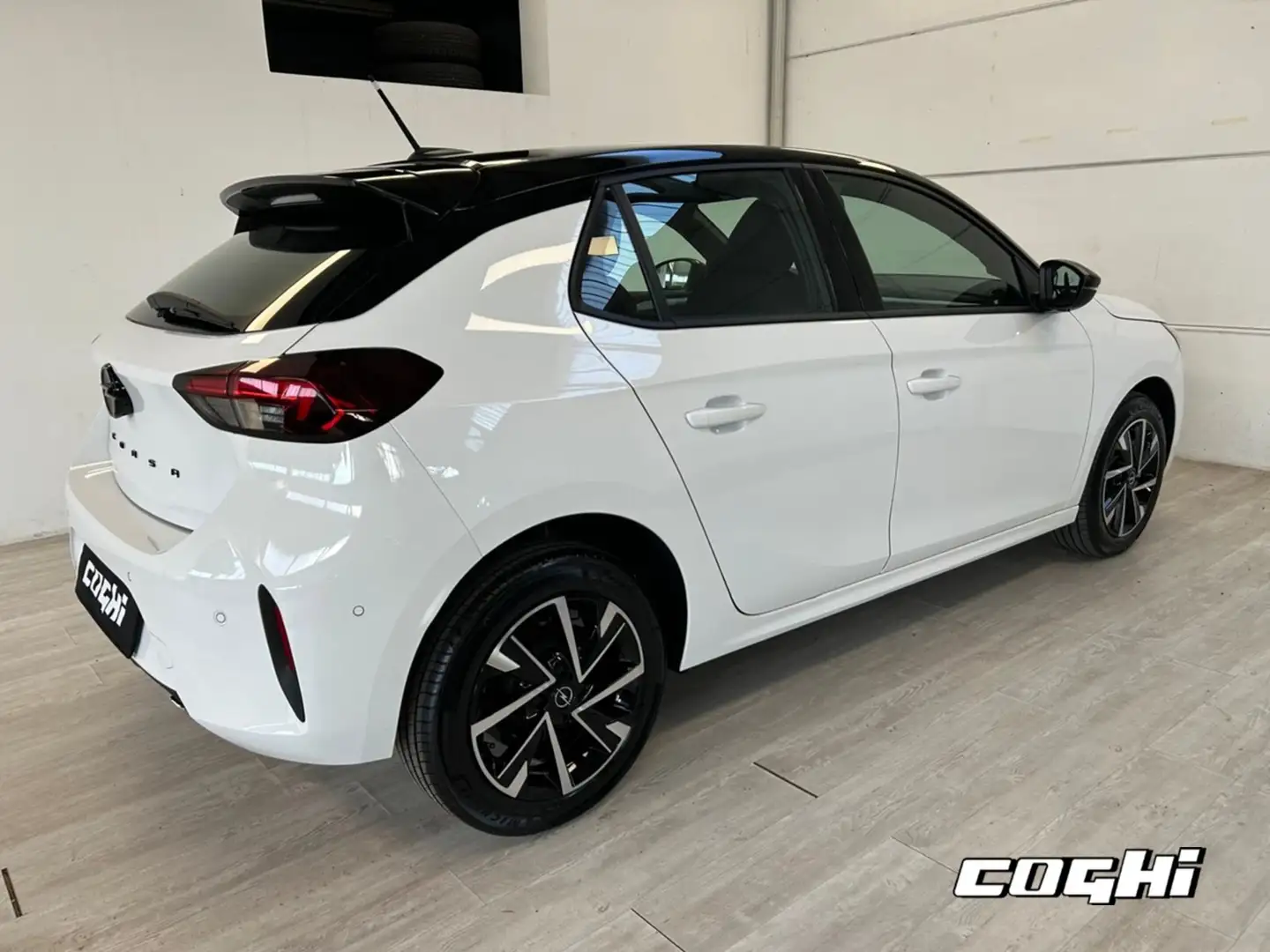 Opel Corsa 1.2 100 CV GS Wit - 2