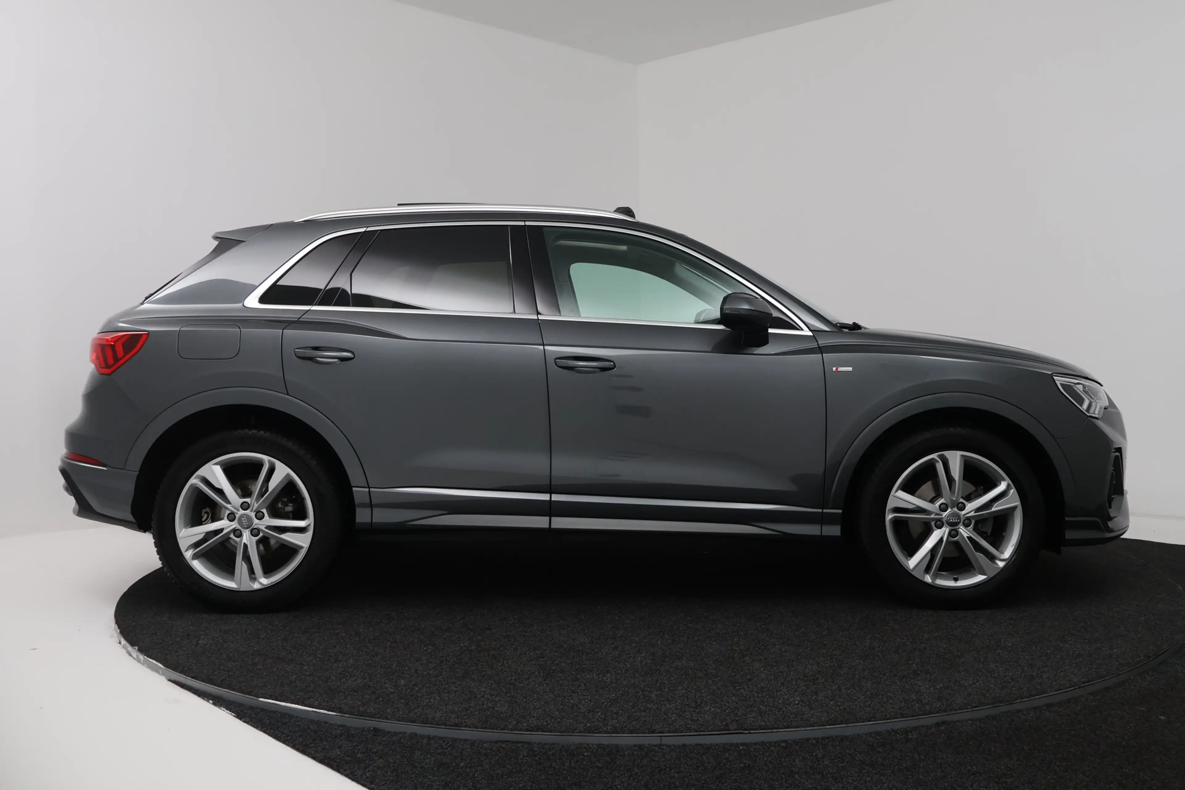 Audi Q3 35 TFSI Pro Line S (PANORAMADAK, TREKHAAK, STOELVE — photo 18