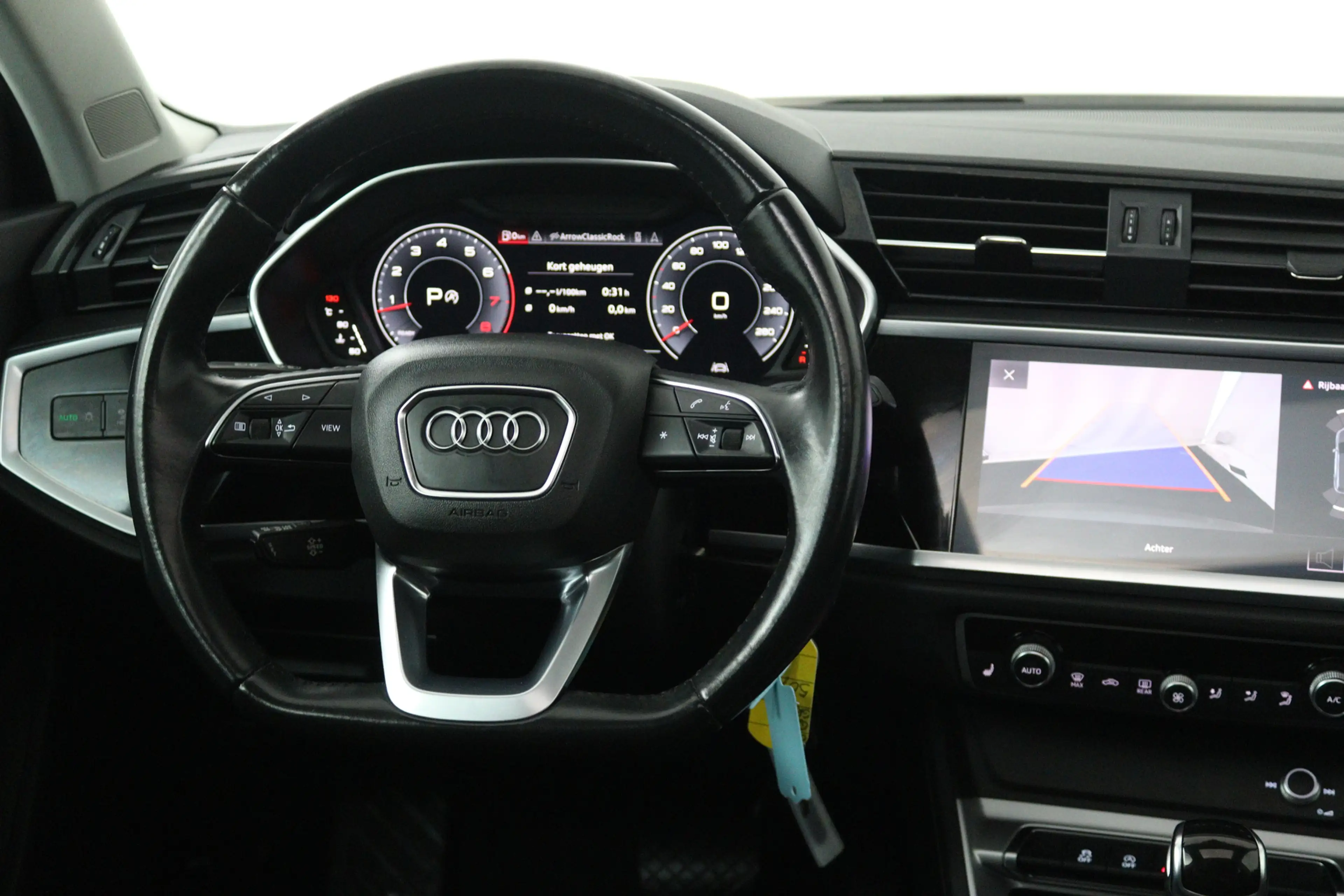 Audi Q3 35 TFSI Pro Line S (PANORAMADAK, TREKHAAK, STOELVE — photo 4
