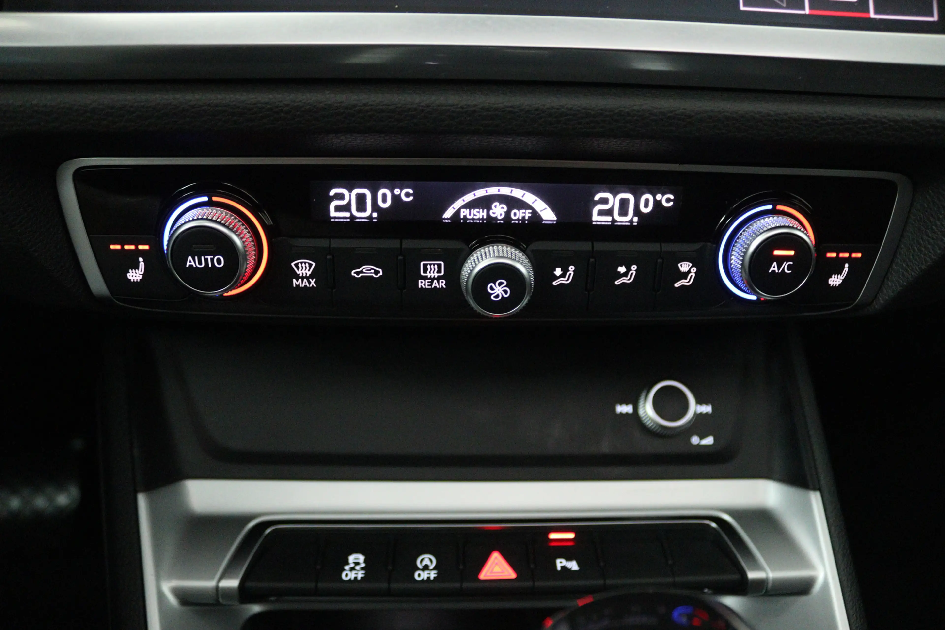 Audi Q3 35 TFSI Pro Line S (PANORAMADAK, TREKHAAK, STOELVE — photo 8