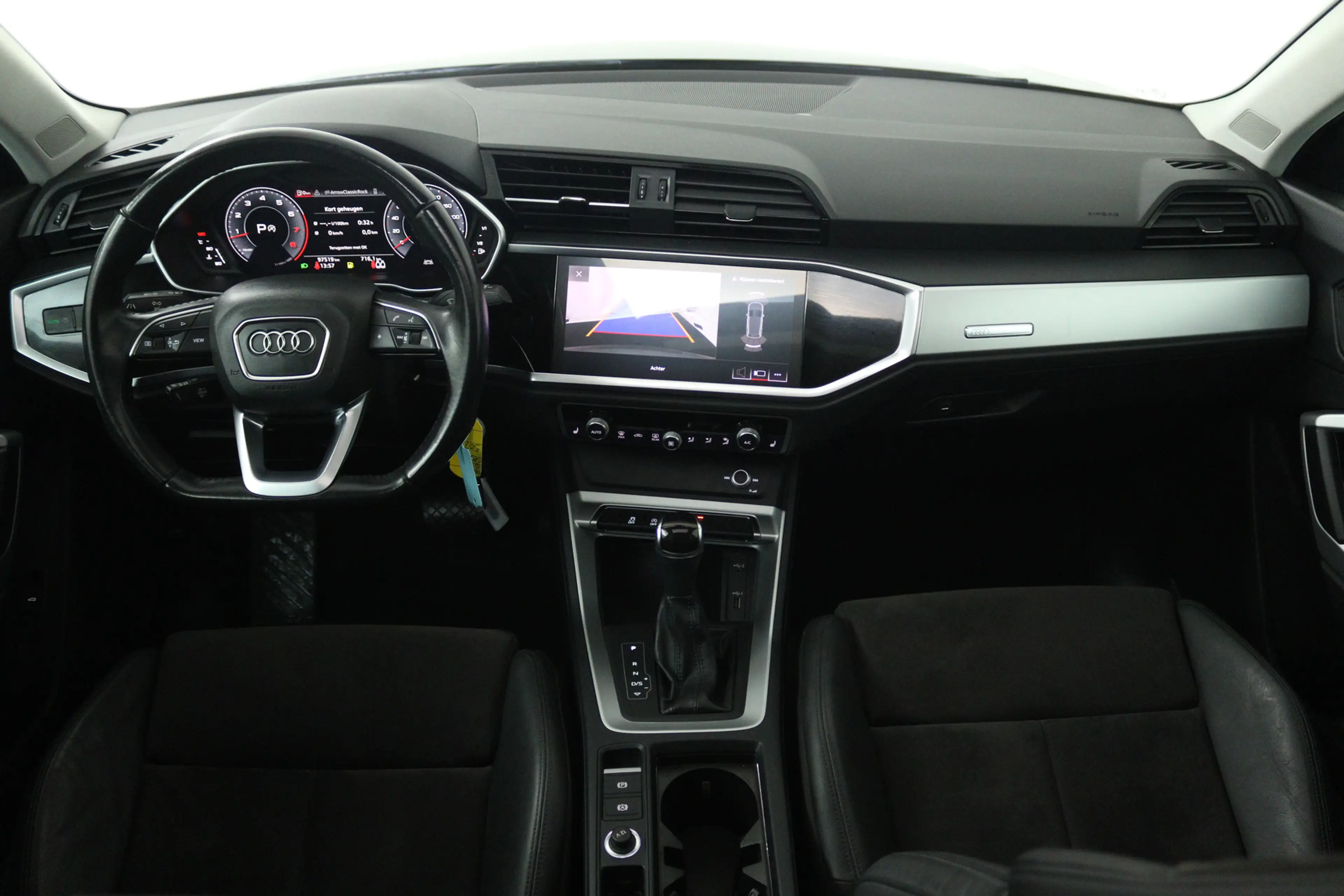 Audi Q3 35 TFSI Pro Line S (PANORAMADAK, TREKHAAK, STOELVE — photo 3