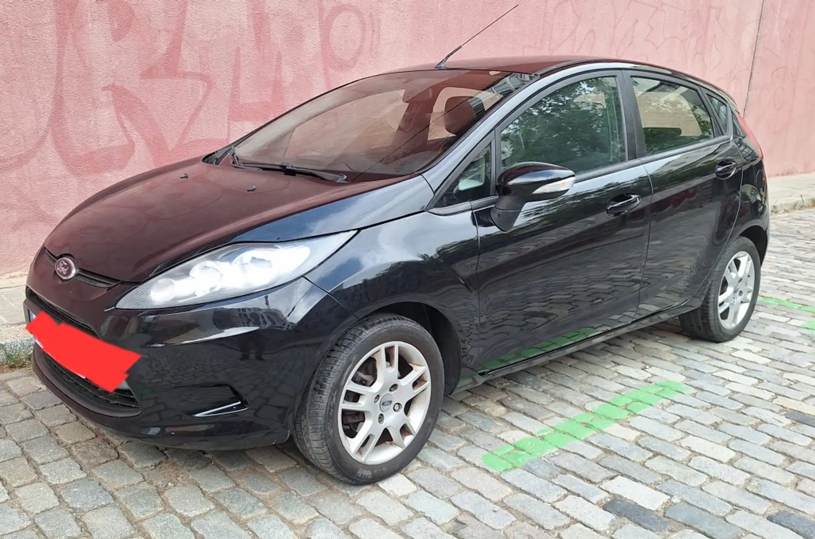 Ford Fiesta 1.25 Urban Czarny - 1