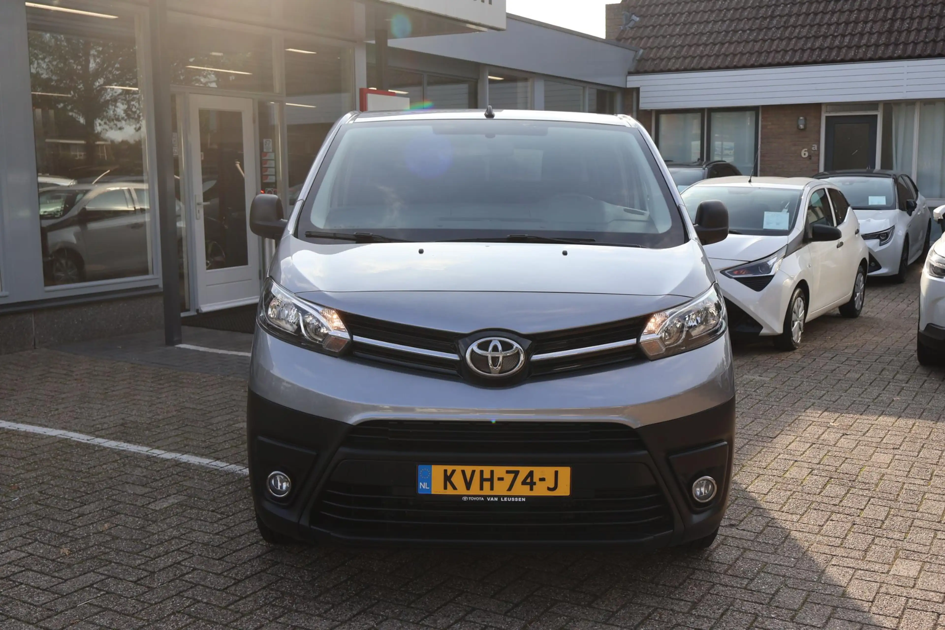 Toyota Proace Electric Verso LONG EXTRA RANGE DYNAMIC 75KWH 8-PE — photo 12